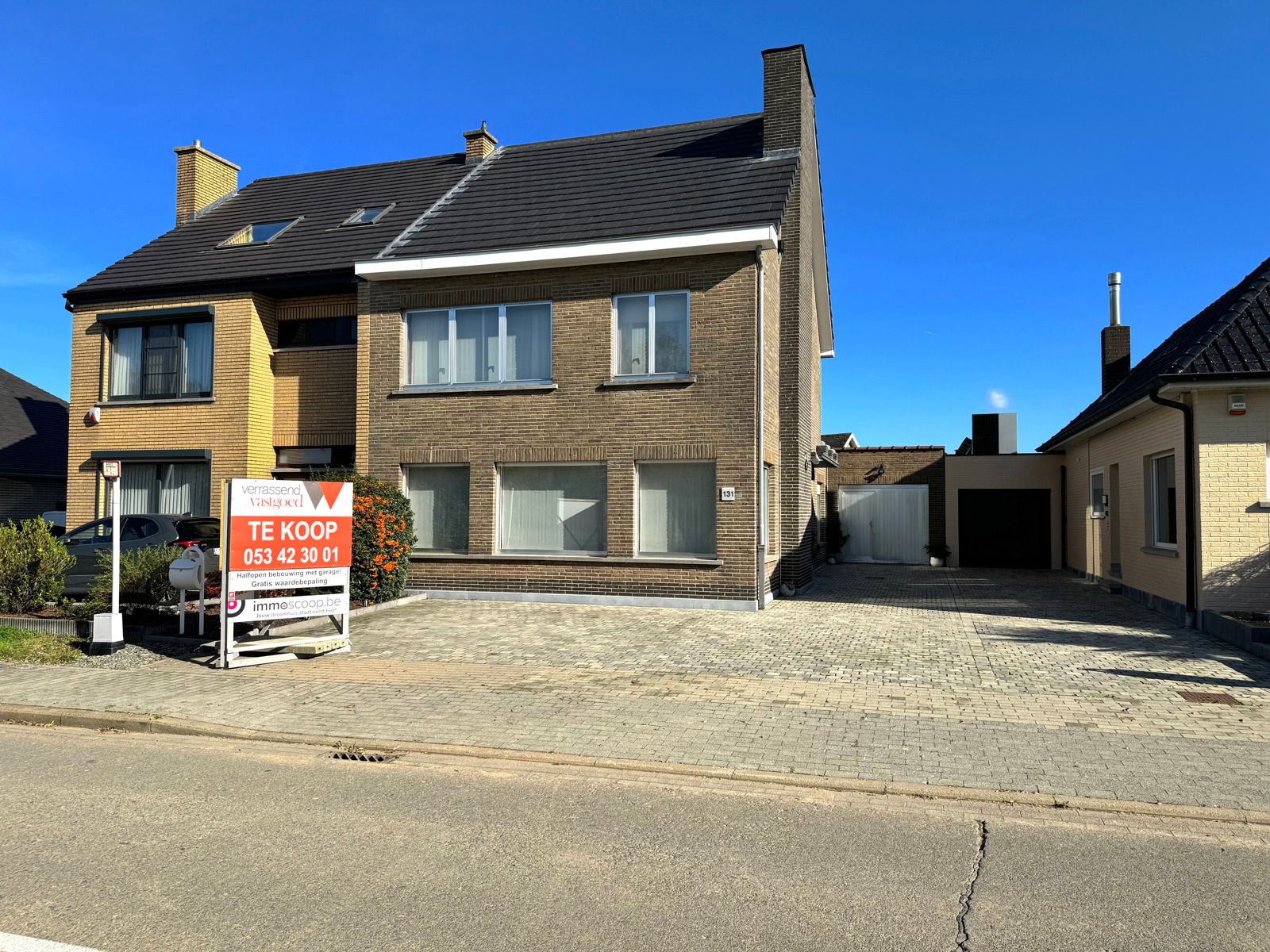 Te koop: solide halfopen bebouwing op een gunstige locatie! foto 2