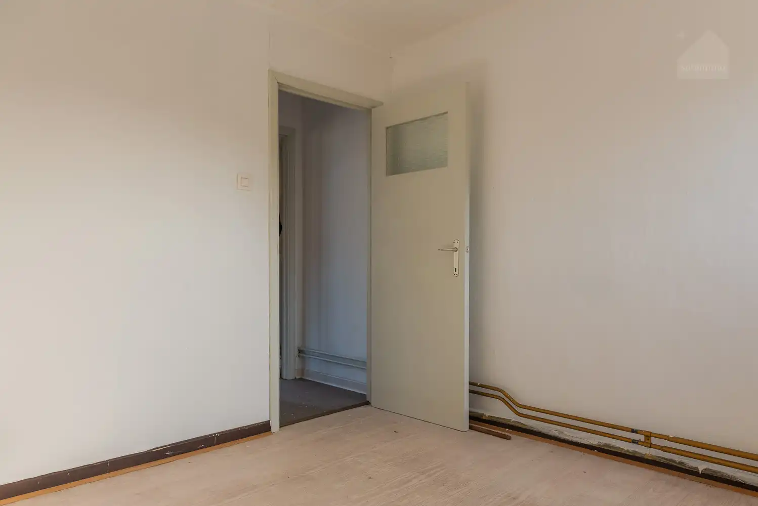 Handelspand/kantoorruimte met magazijn op commerciële toplocatie in Meerhout foto 17