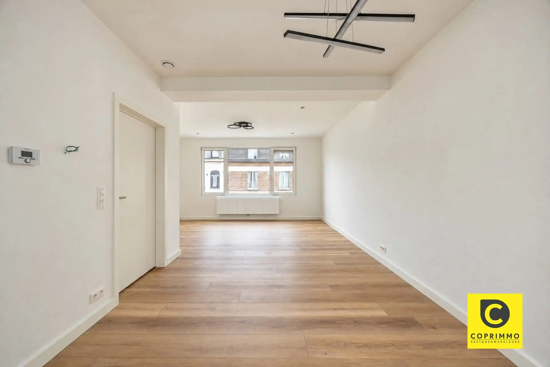 Gerenoveerd pareltje met 3 slpks, stadskoer &  garage te Groenenhoek! foto 7