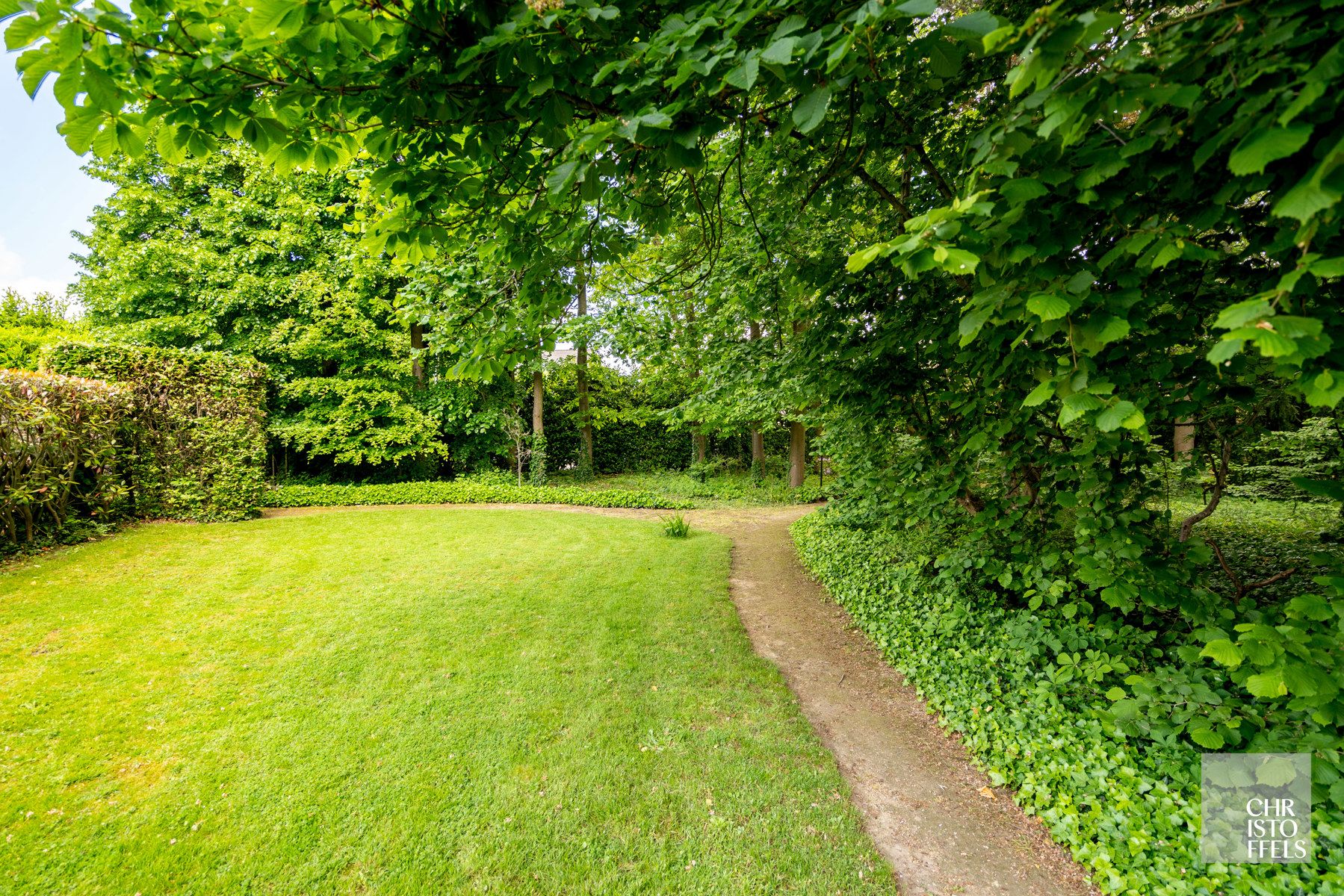 Monumentaal herenhuis (719m²) met uitzonderlijke parktuin van 2.118m² foto 22