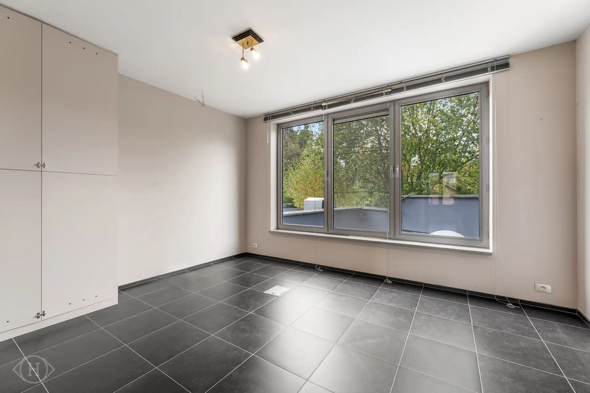 Opbrengsteigendom: Ruim kantoor + duplexappartement foto 14