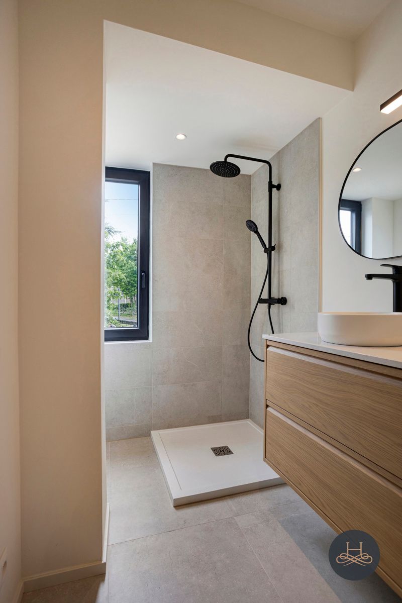 Ruime gezinswoning met vijf slaapkamers foto 10