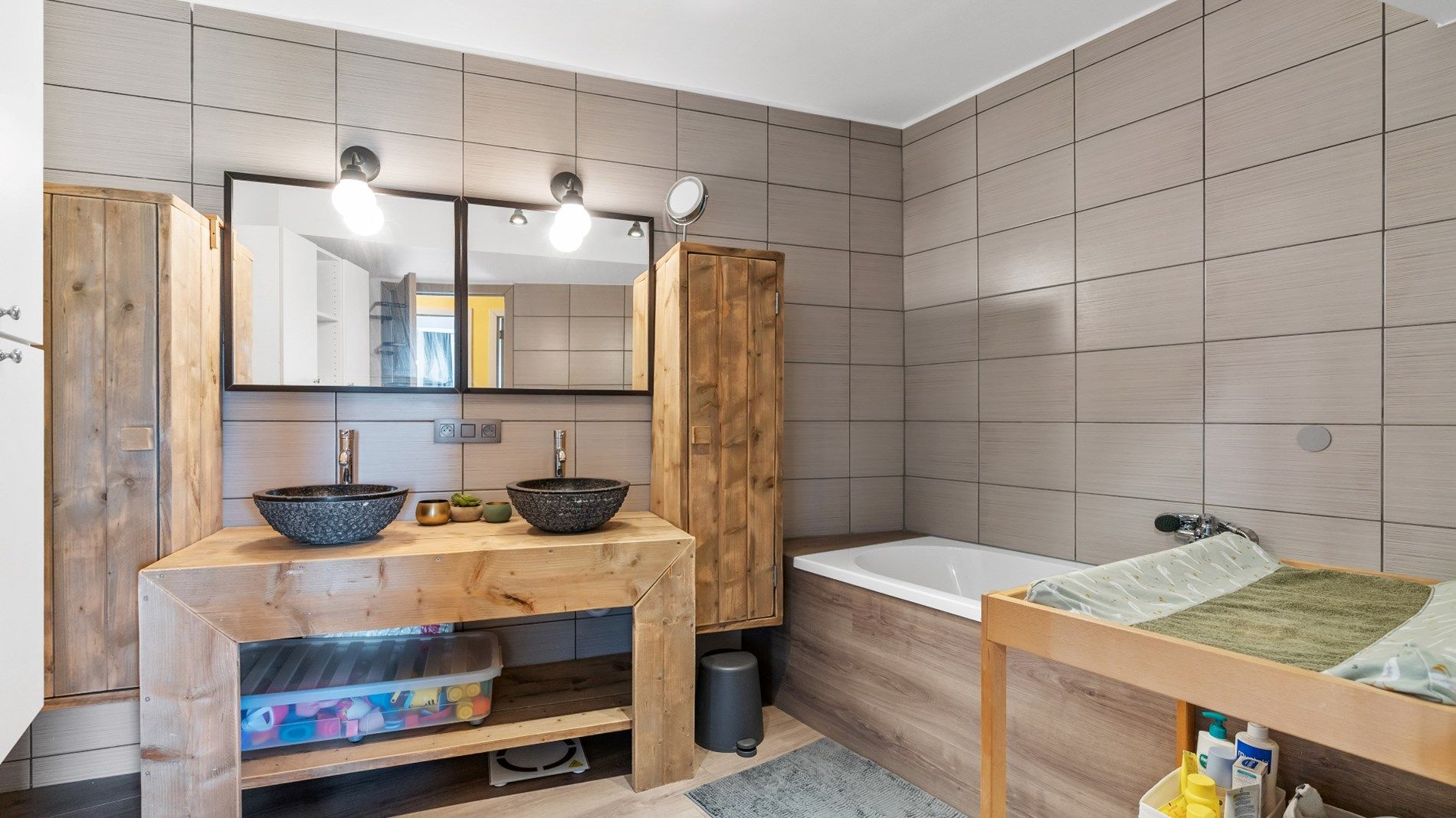 EZEMAAL - instapklare woning 5 slks foto 17