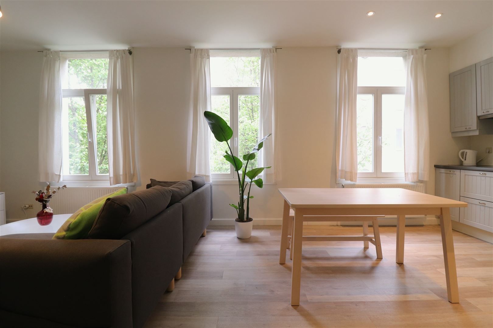 Moderne flat in de gezellige Kloosterstraat foto 4