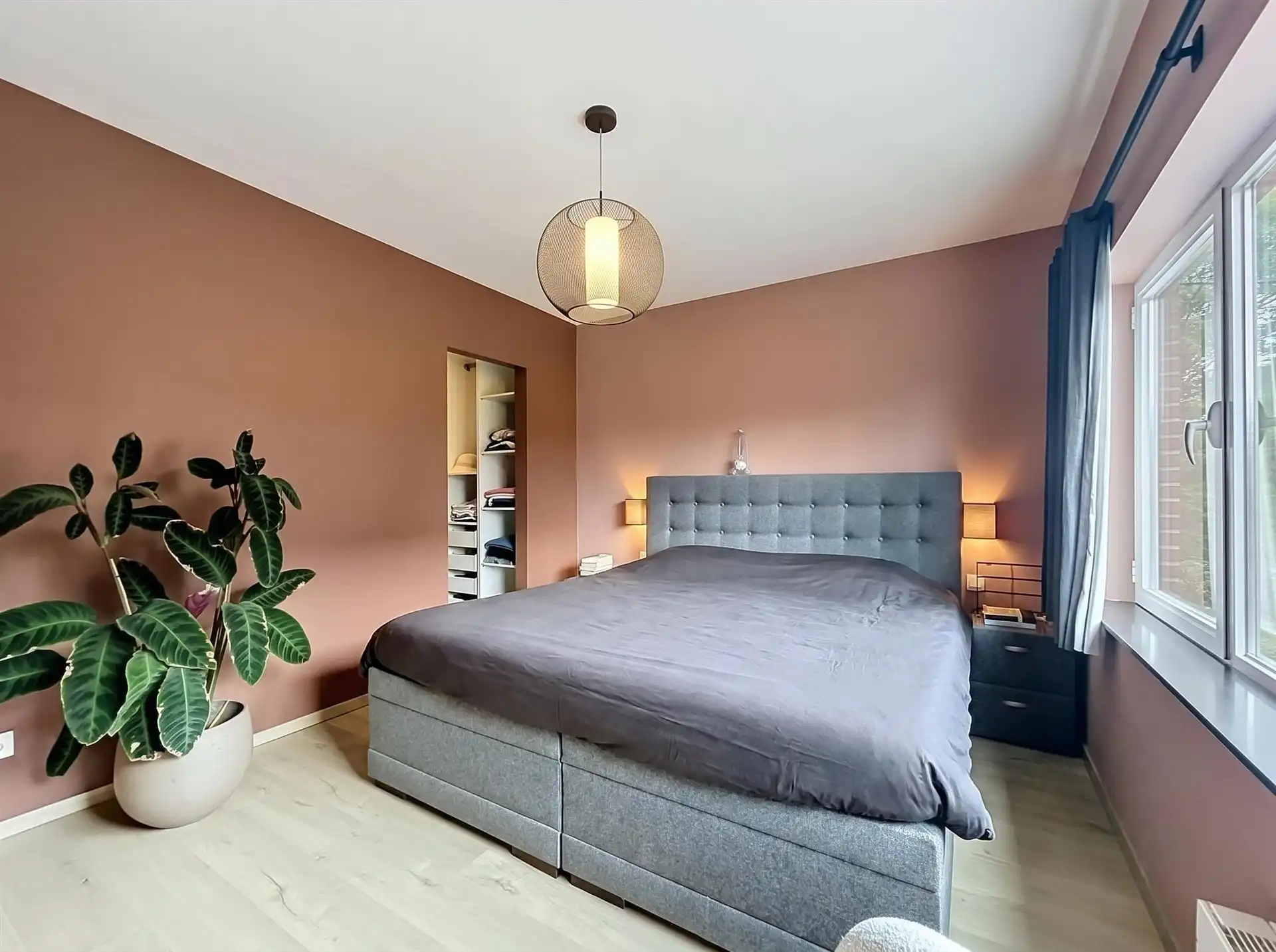Instapklare gezinswoning met 4 slaapamers op perceel van 348m² foto 10