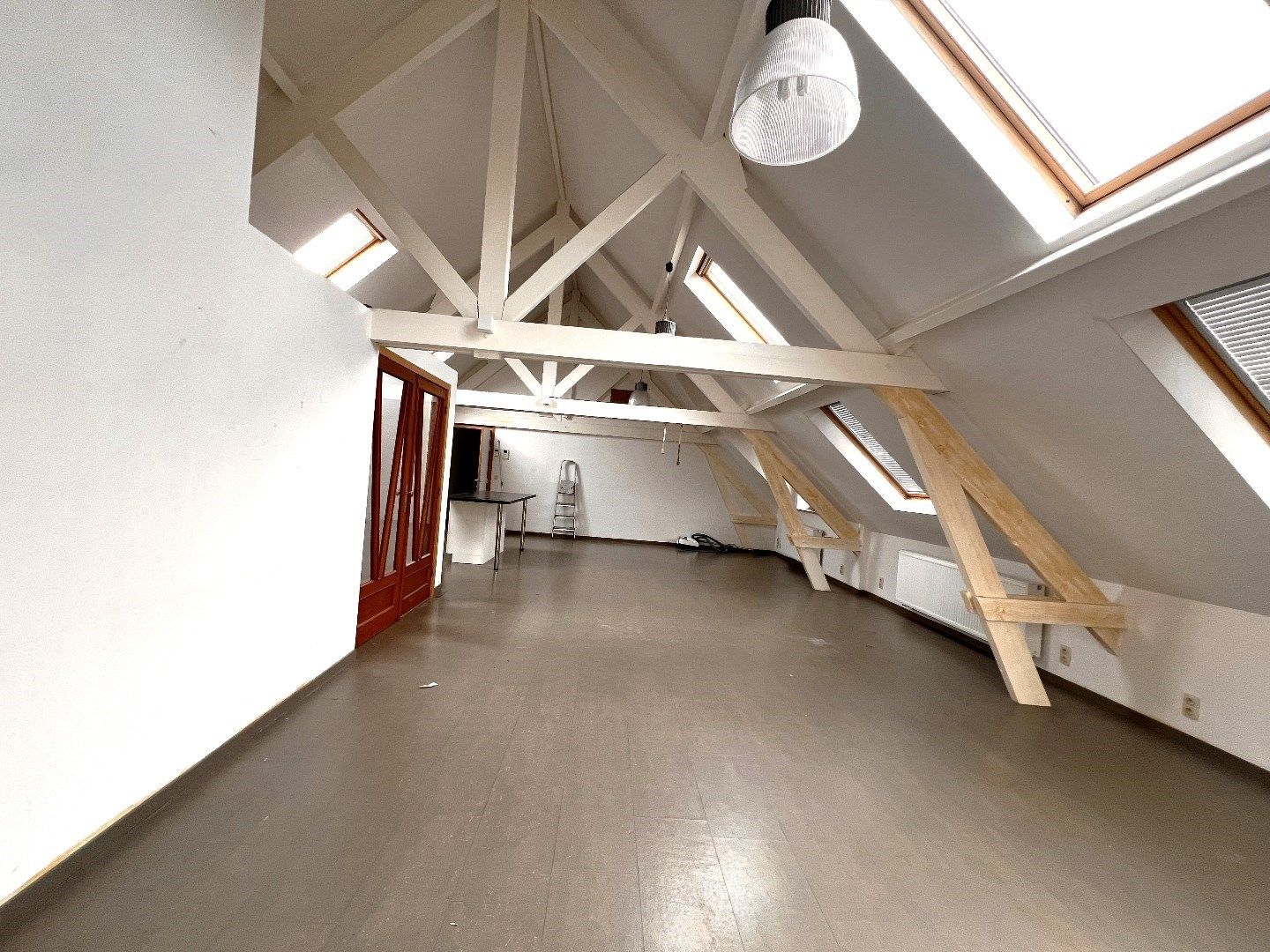 APPARTEMENT VAN 226M² IN HET CENTRUM VAN IEPER MET 3 SLAAPKAMERS EN TERRAS foto 3