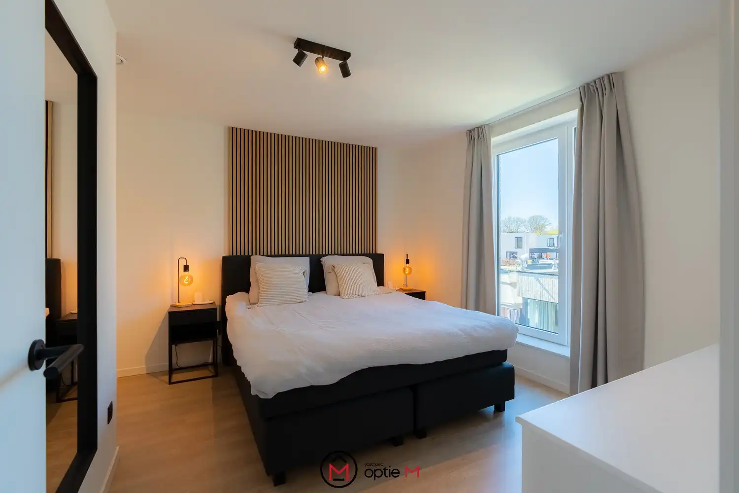 Instapklare woning te koop met hoogwaardige afwerking foto 14