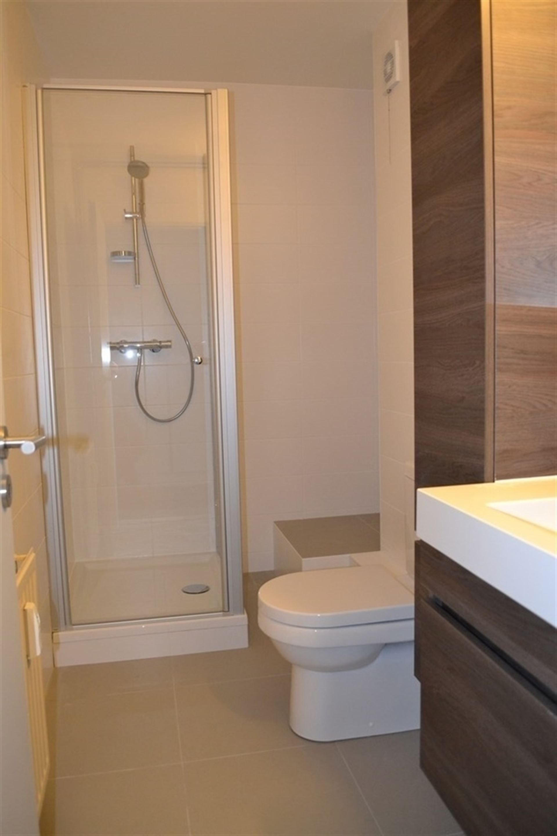Appartement met 1 slpk en terras op 8ste verdieping foto 6