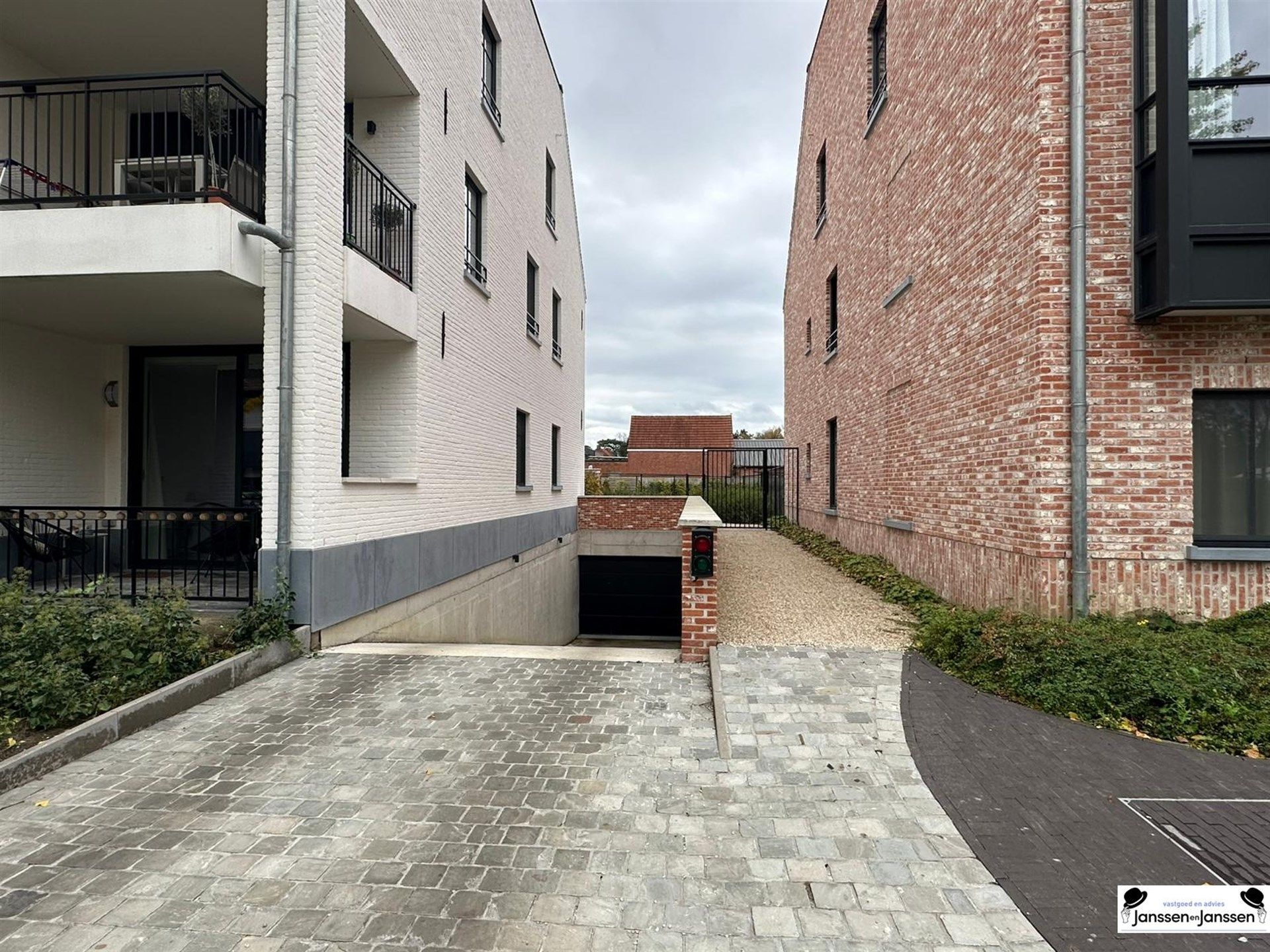 Brede ondergrondse autostaanplaats nr.10 te Gooreind-Wuustwezel foto 4