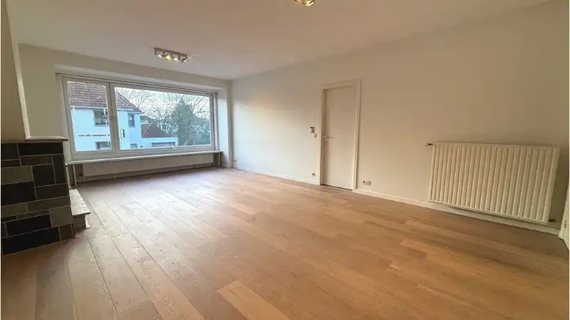 Lichtrijk 2-slaapkamerappartement met 2 Terrassen te huur in Kristus-Koning Brugge foto 2