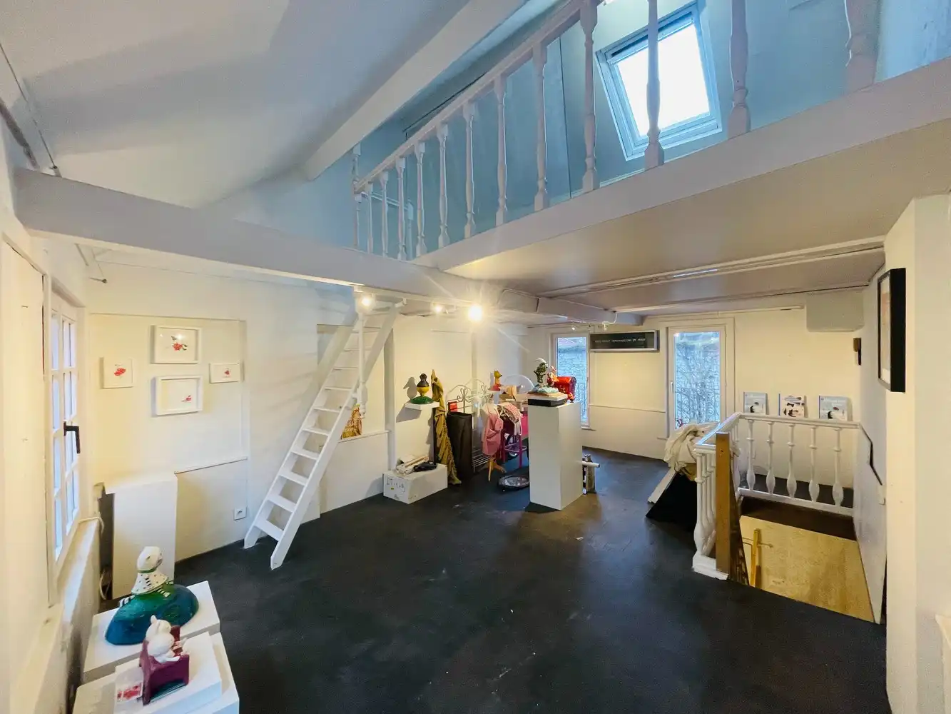 Historisch Hartje Brugge , vlakbij Het Walplein, Het Begijnhof, de Katelijnestraat , CHARMANT PITTORESK HANDELSPAND van  44 m² op gelijkvloers met stadspatio, 1é Verd 30 m² + mezzanine van 10m² foto 14