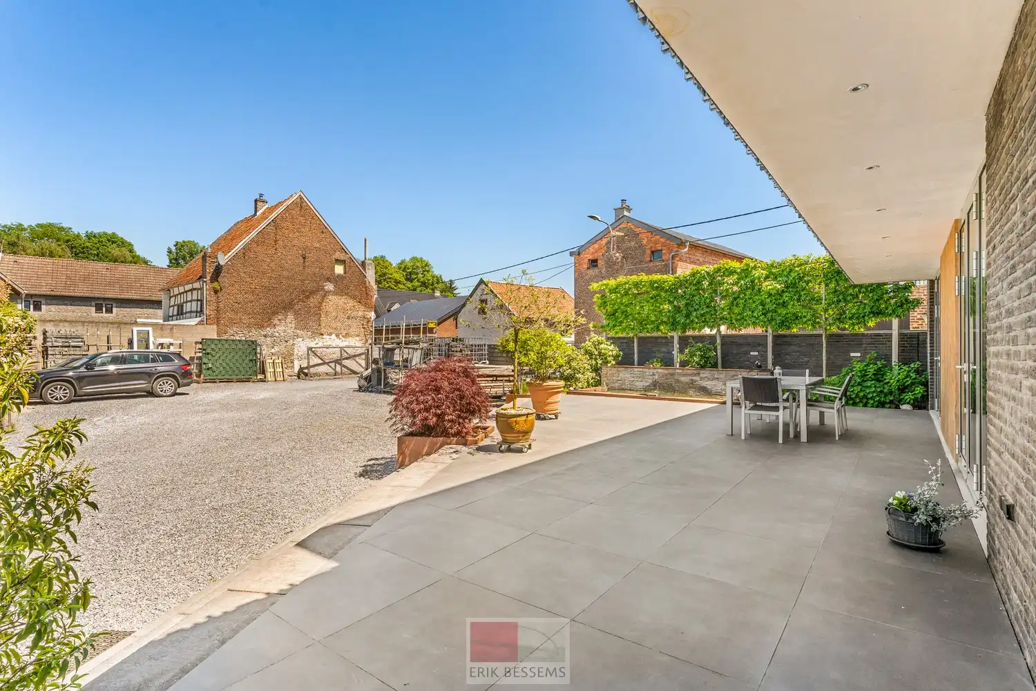 Prachtig authentiek herenhuis met ruime loods en garage in de Voerstreek! foto 46