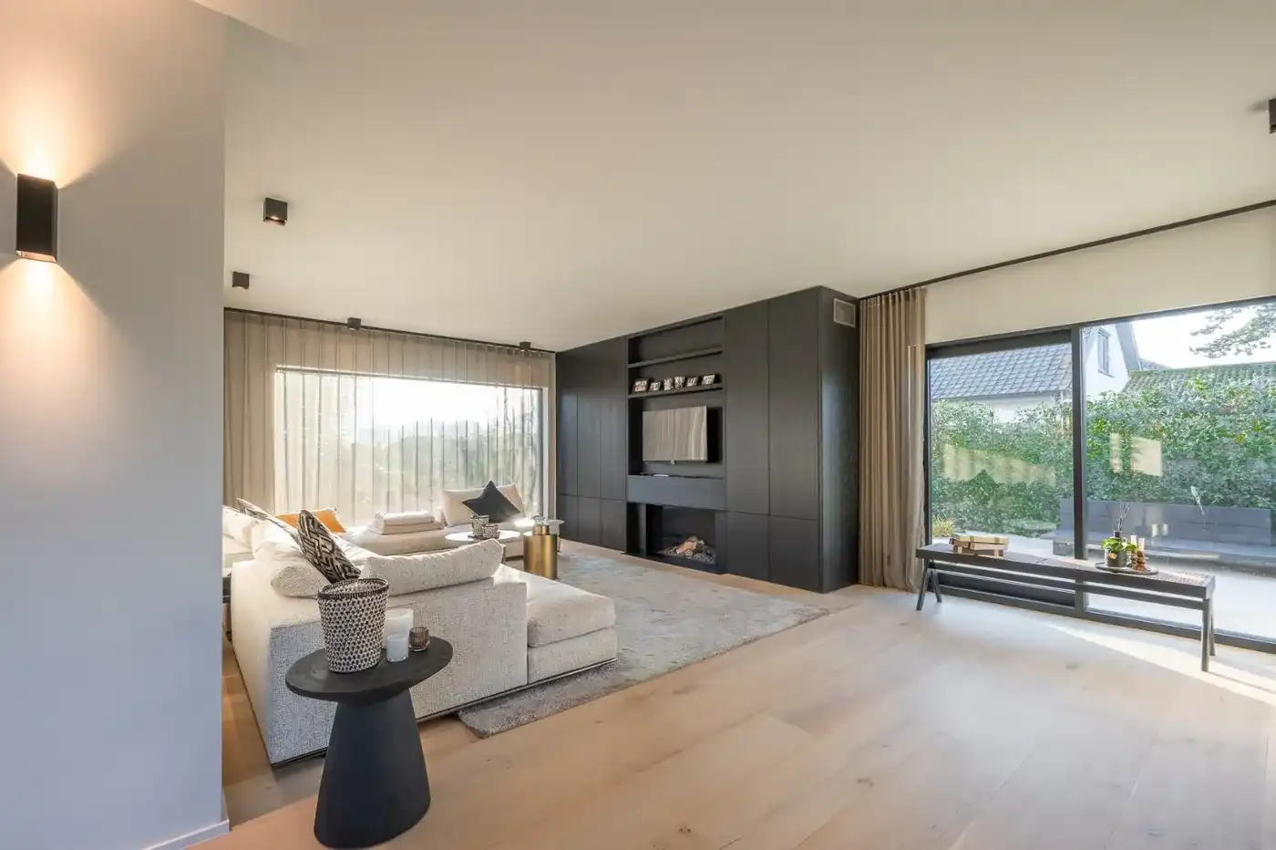 Charmante alleenstaande villa verscholen in een rustige laan te Knokke foto 12