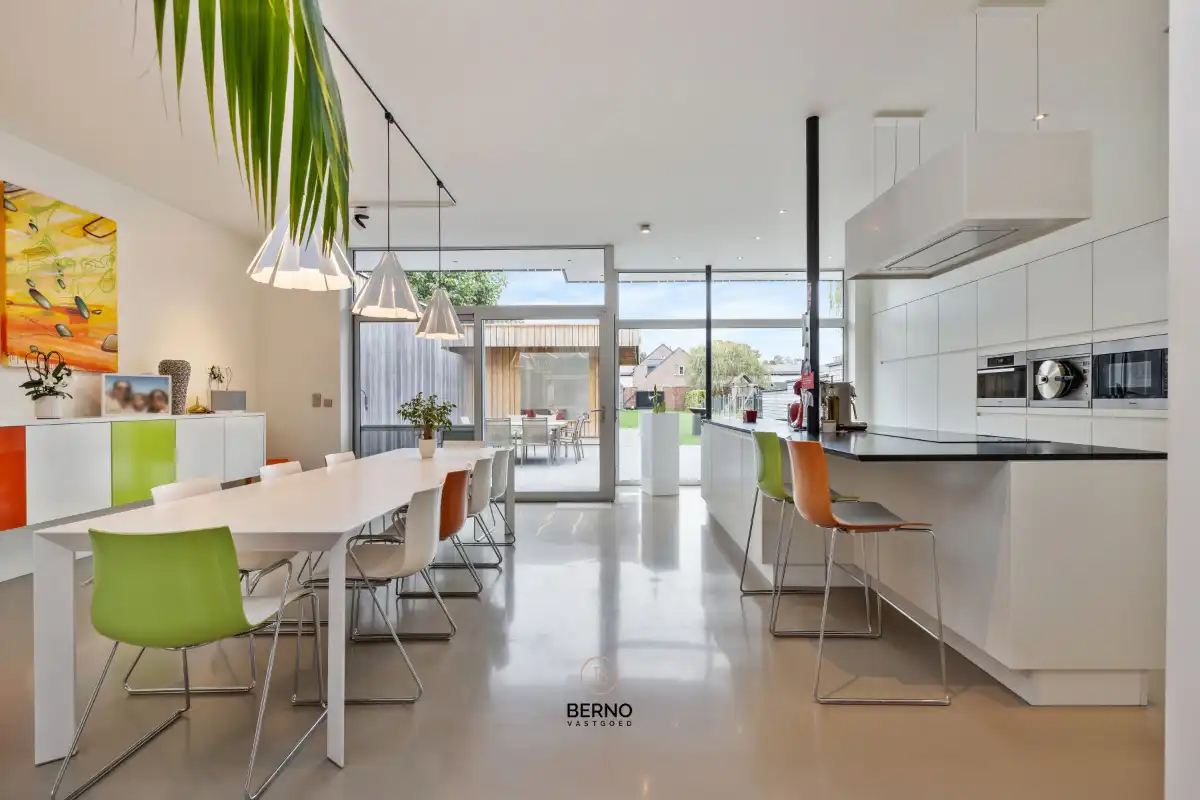 Authentiek herenhuis met moderne luxe en zonnige tuin – Wieze. foto 3