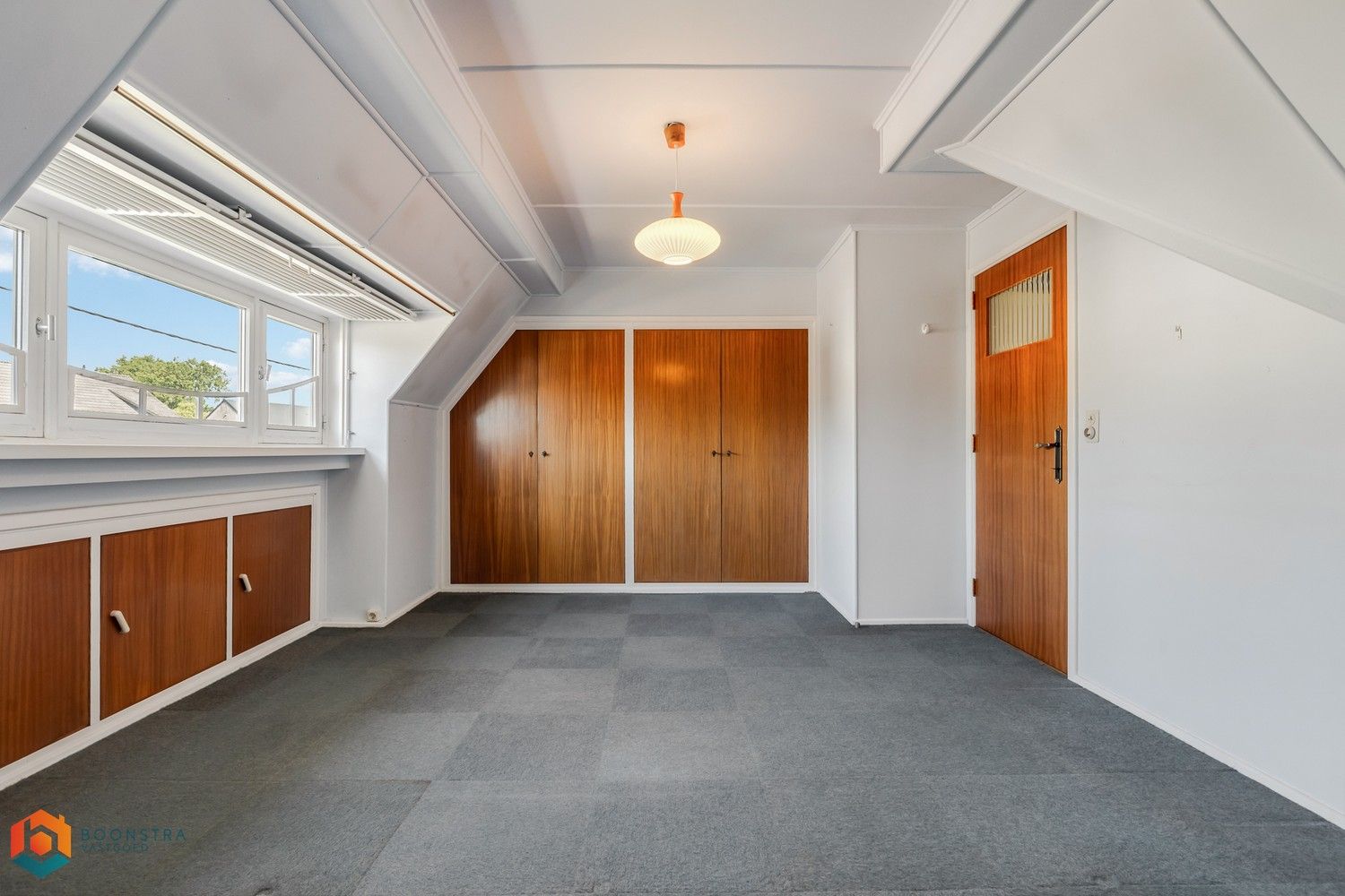 Vrijstaande woning met veel potentieel op 1143m² in Koningshooikt foto 18