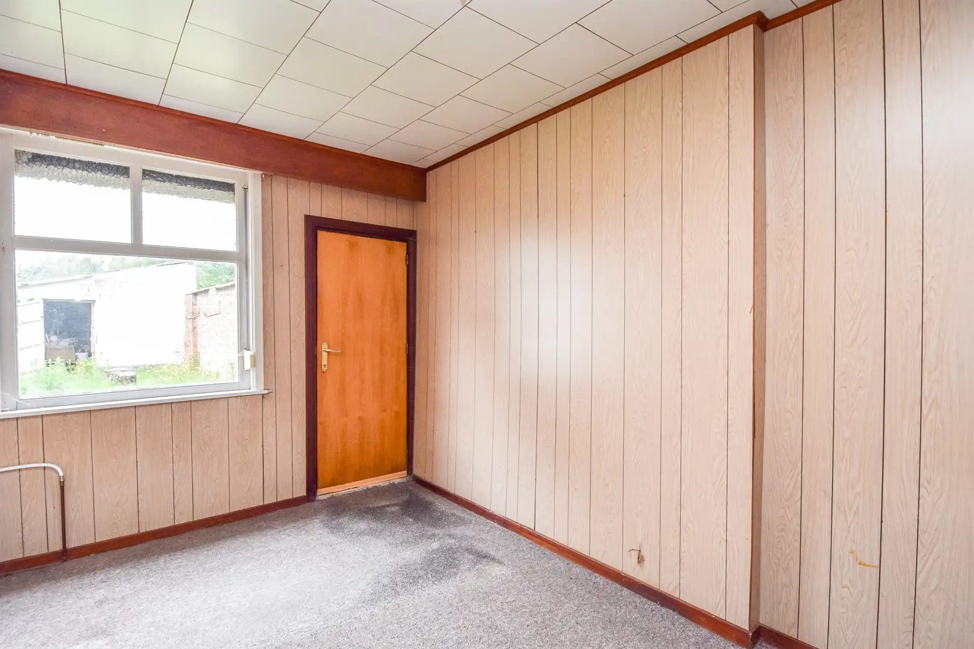 Te renoveren gezinswoning met ruime tuin in de dorpskern van De Klinge foto 12