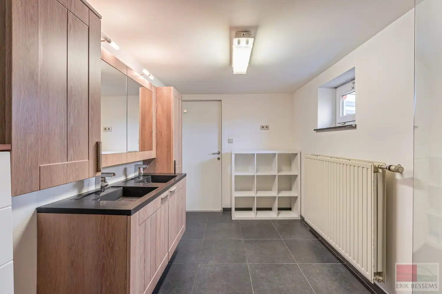 Charmante op te frissen woning met veel potentieel, met een woonoppervlakte van 169 m² foto 14