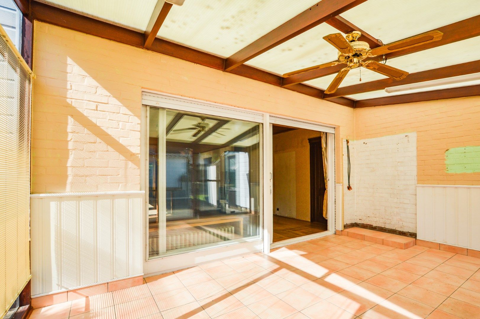 Ruime bungalow op 707 m² op toplocatie in Sint-Andries!  foto 8
