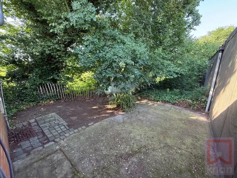 TOPLOCATIE: verhuurd handelspand van 258 m² met atelier en garage! foto 16