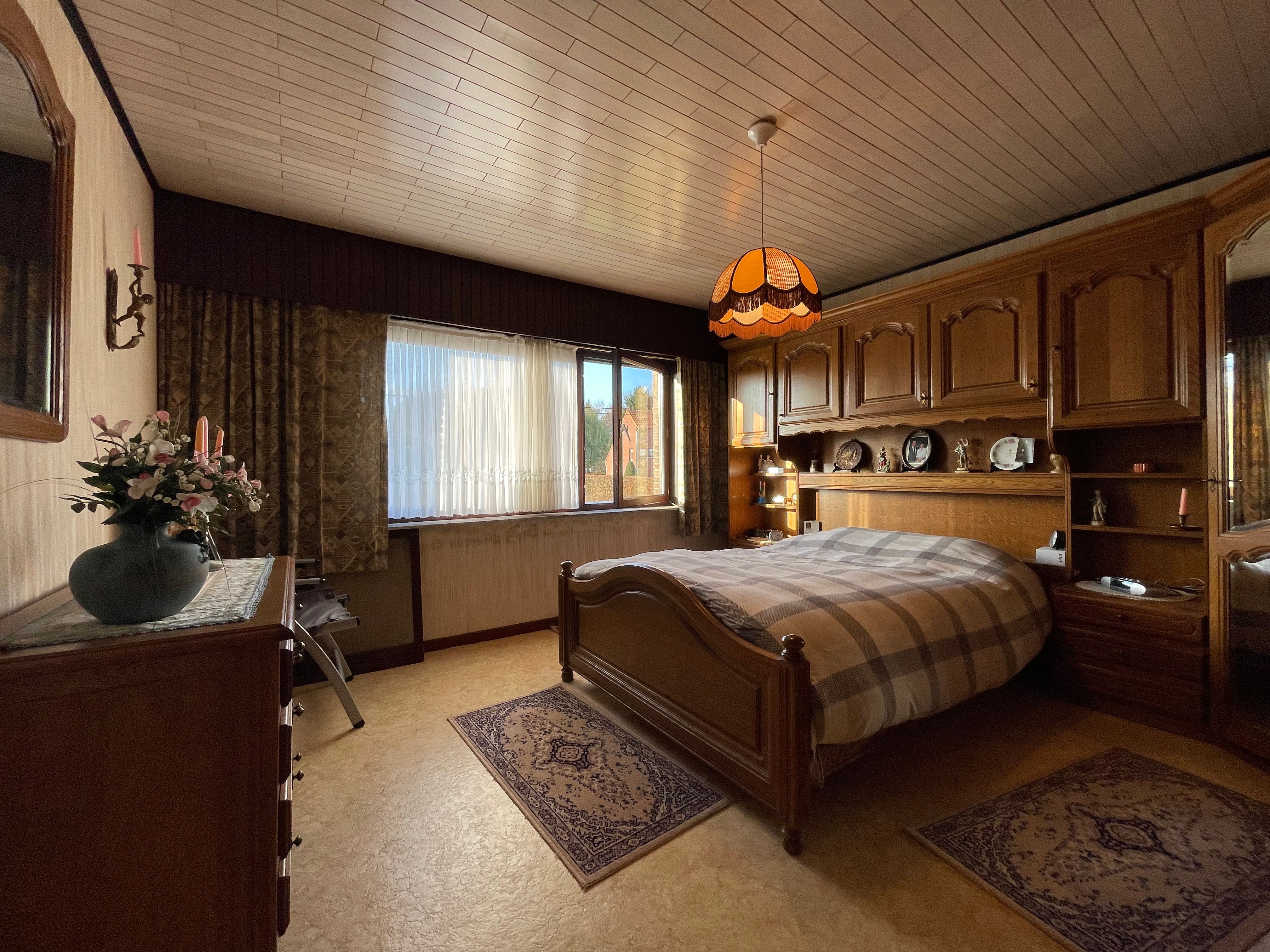 Woning met 3 slpks, ruime tuin foto 11