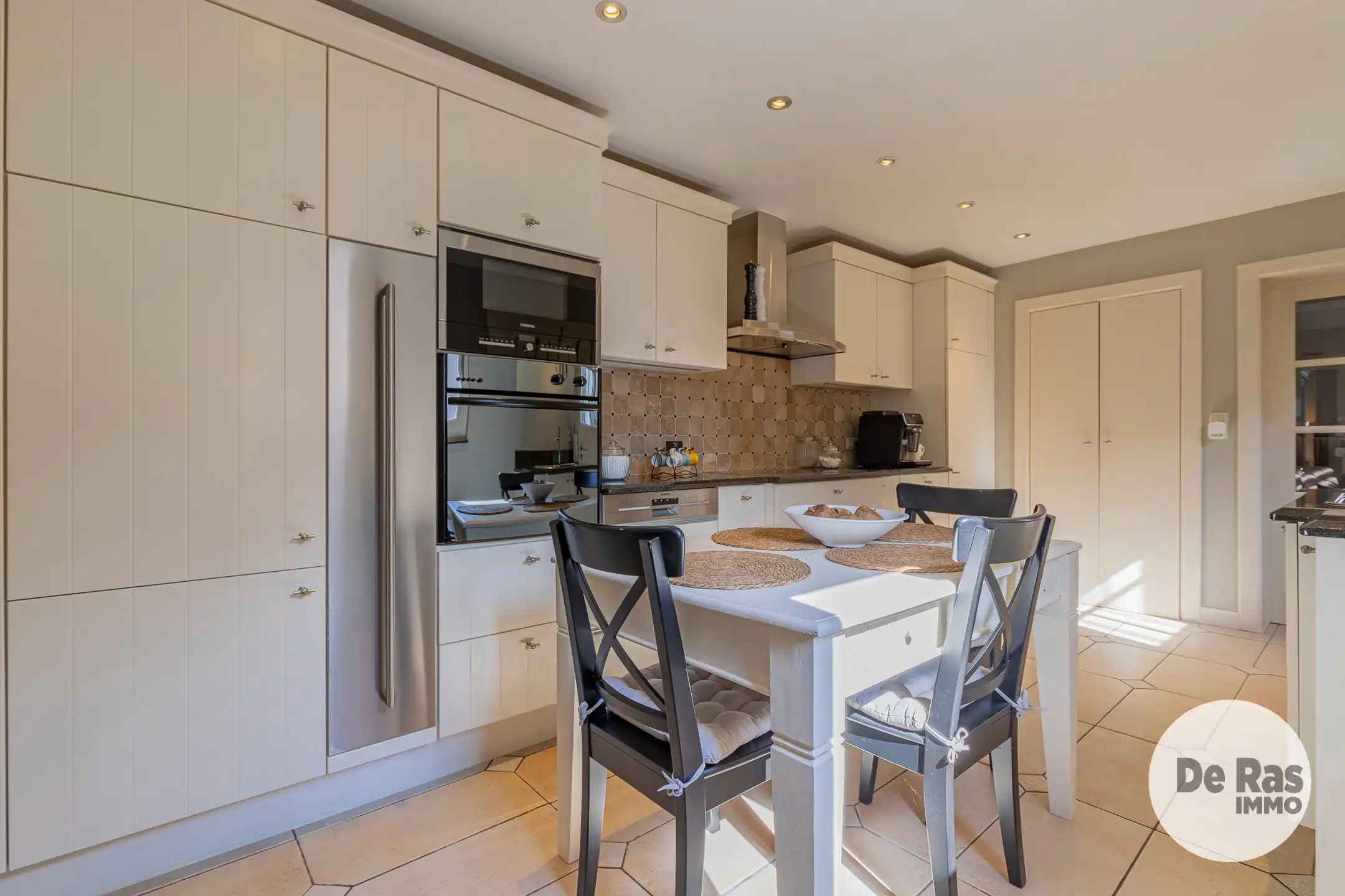 HOFSTADE –Zeer verzorgde woning met gezellige tuin en 3 slpk foto 7
