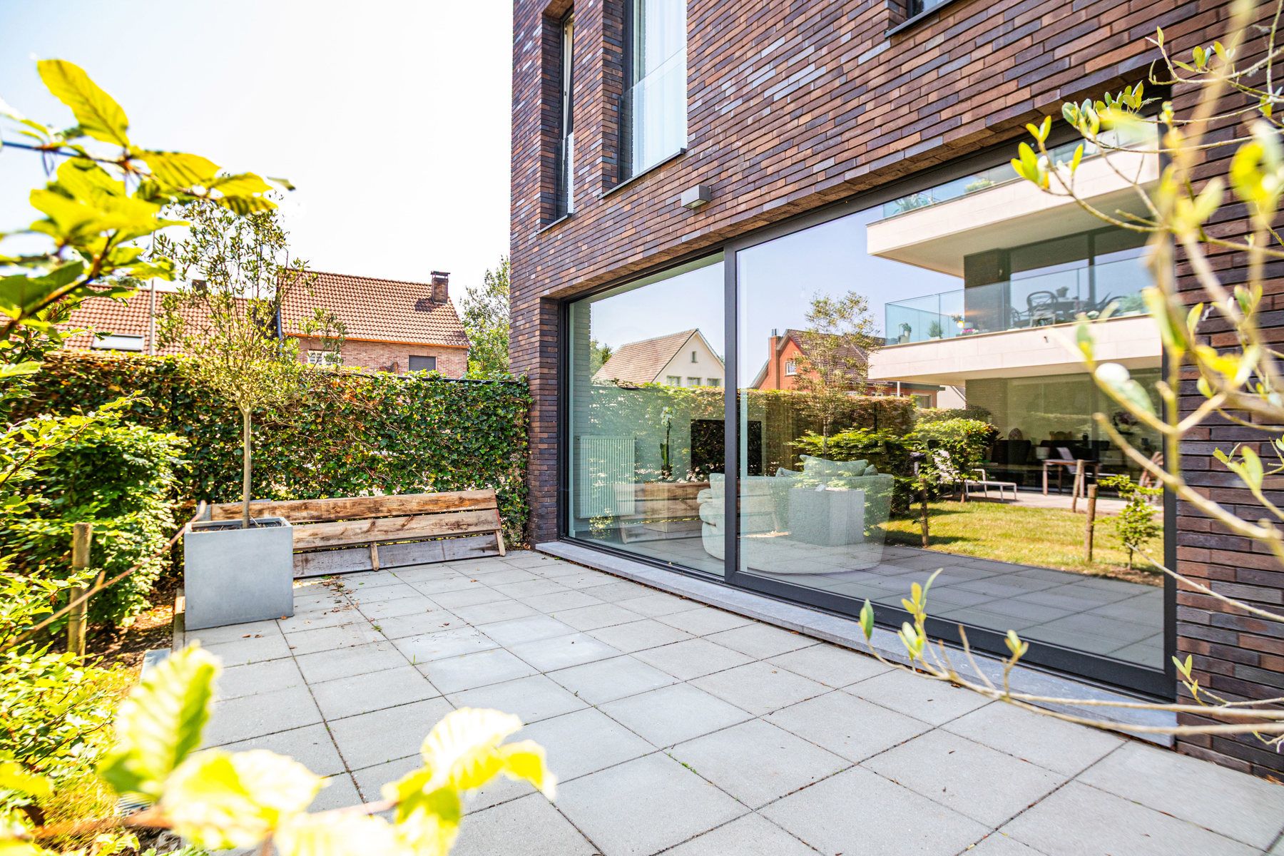 Gelijkvloers wonen in stijl: 128m², 3 slpks, 2 badk + tuin foto 3