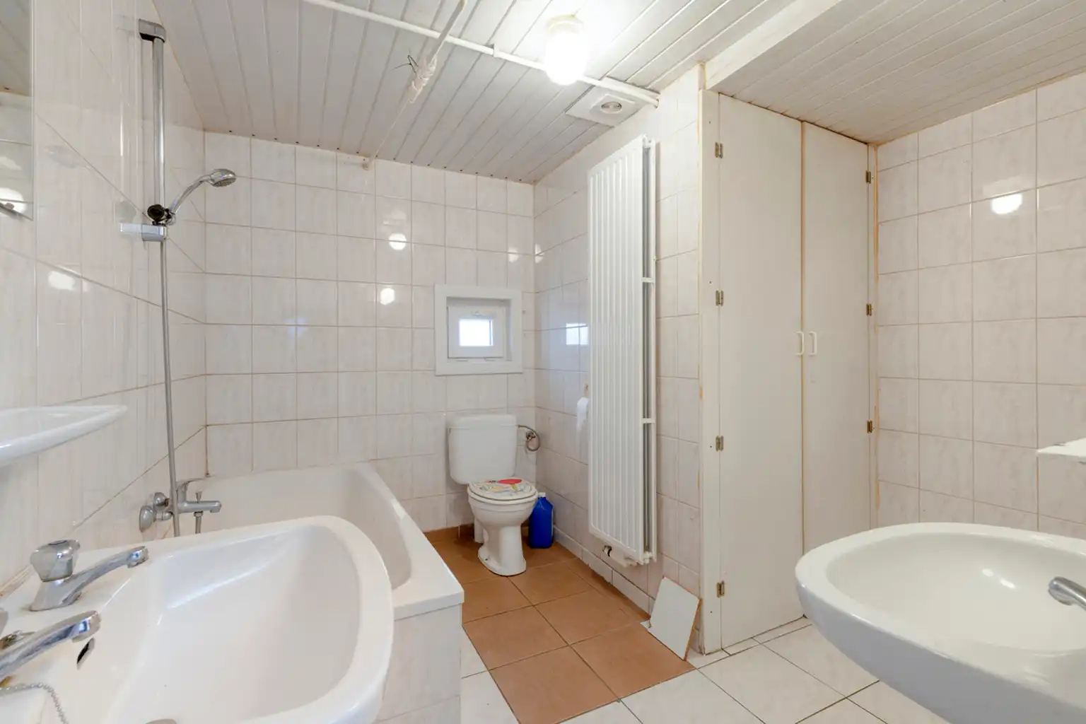 Karaktervolle tweegevelwoning in zeer gegeerde wijk foto 8