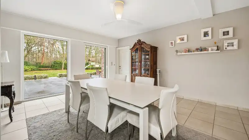 Zeer ruime villa van 432m² op 21 are vlakbij golf-en meerdomein foto 10