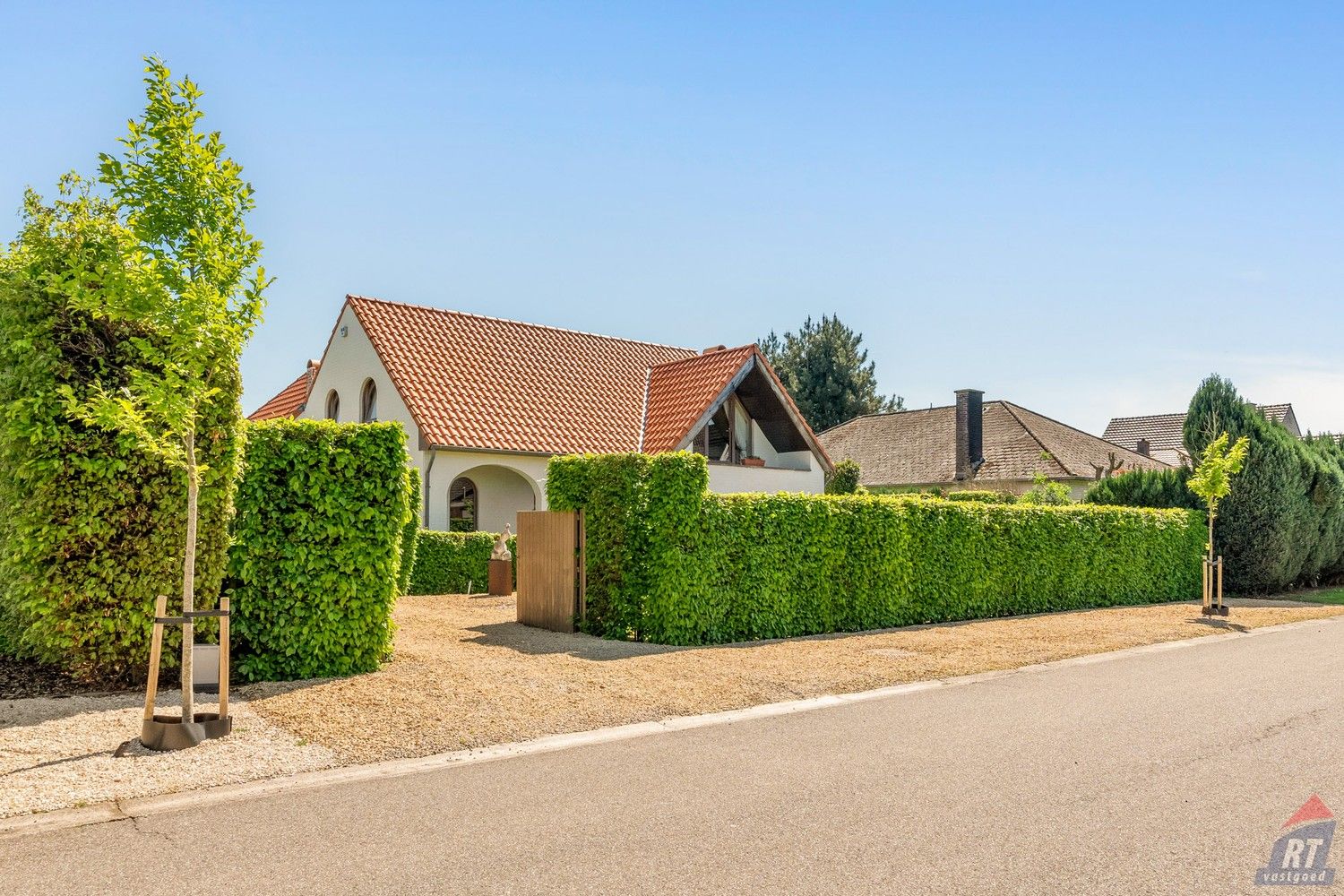 Stijlvol wonen in het groen: karaktervolle villa nabij het kasteel van Ordingen foto 27