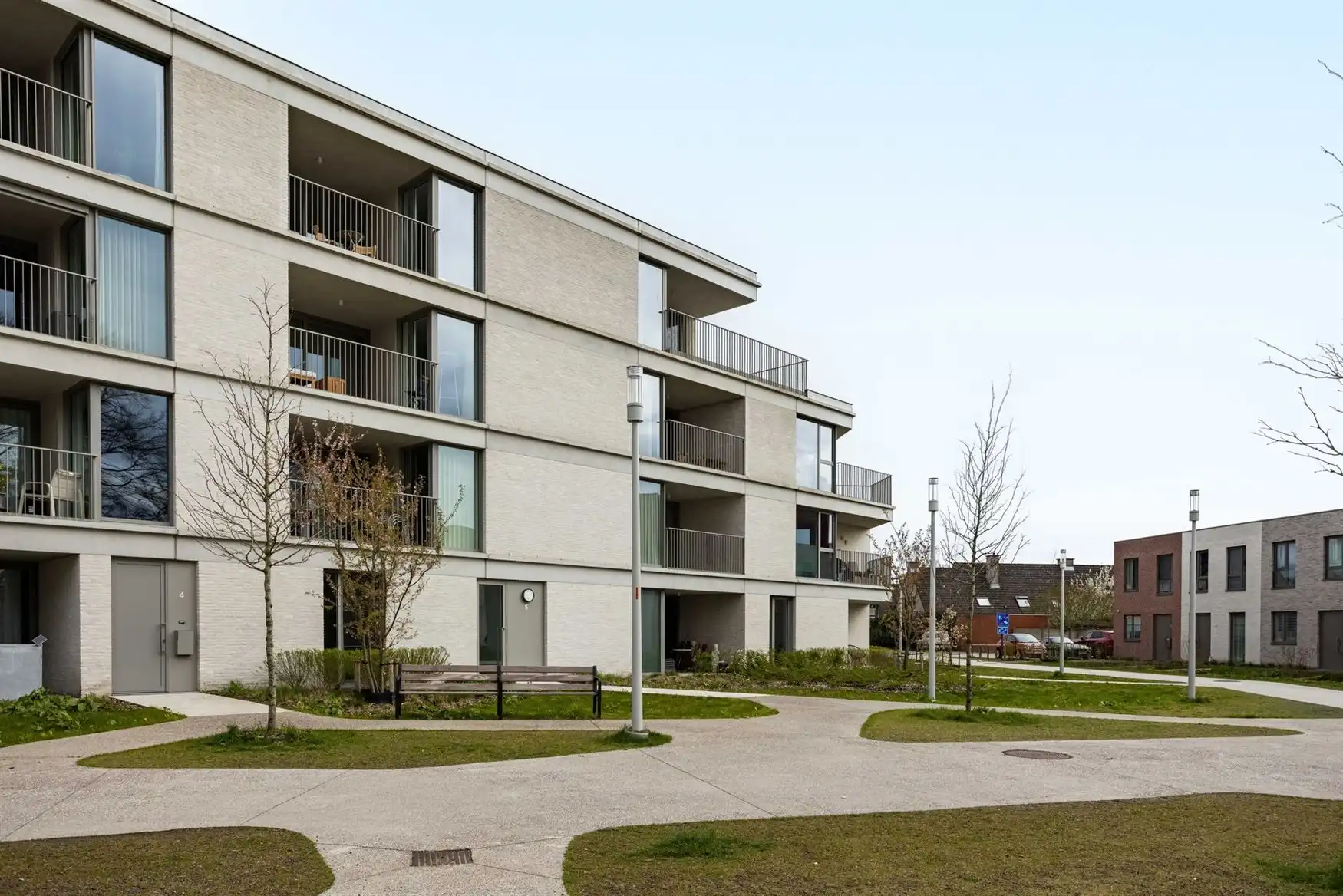 Instapklaar penthouse met terras aan Louisapark in Eeklo foto 14