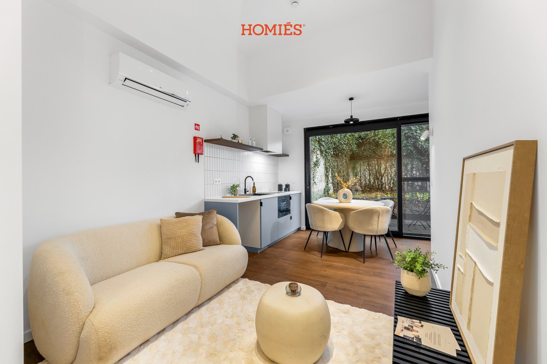 High-end studio (Label A) met privatief terras foto {{pictureIndex}}