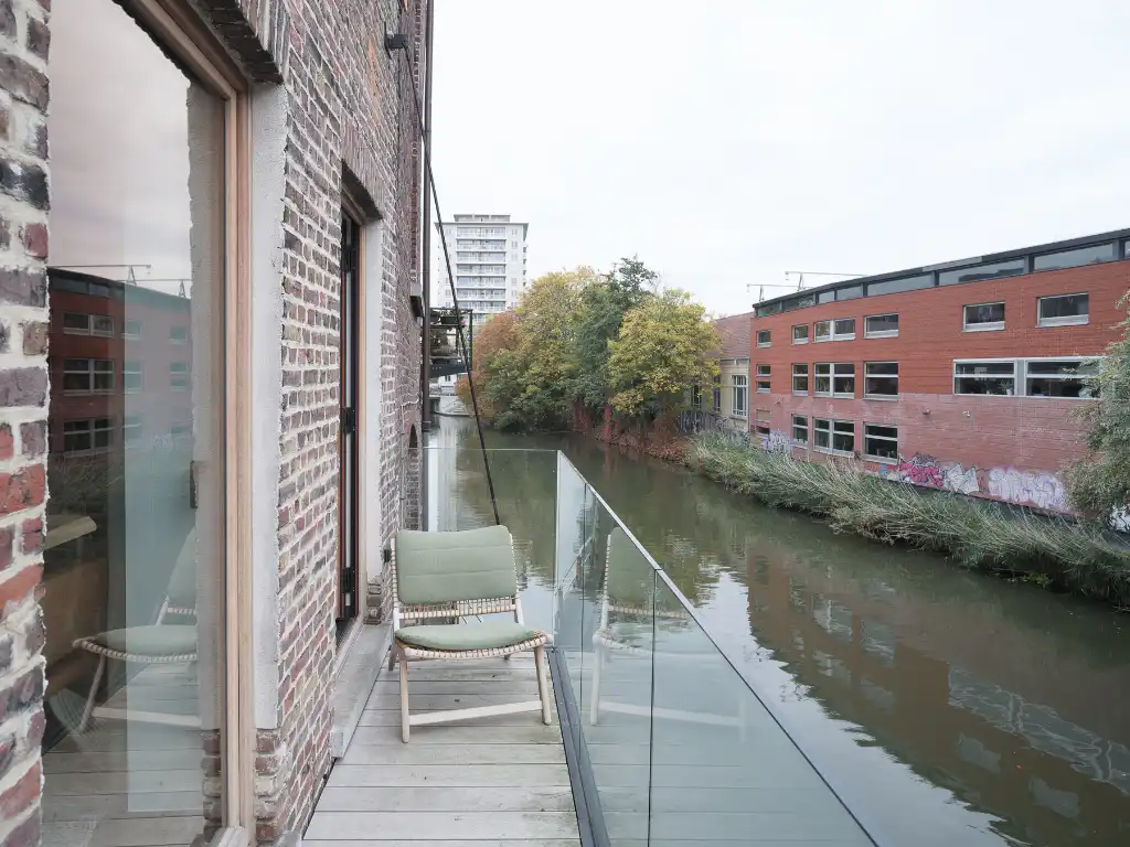 High-end luxe loft in het hart van de stad met zicht op het water foto 2