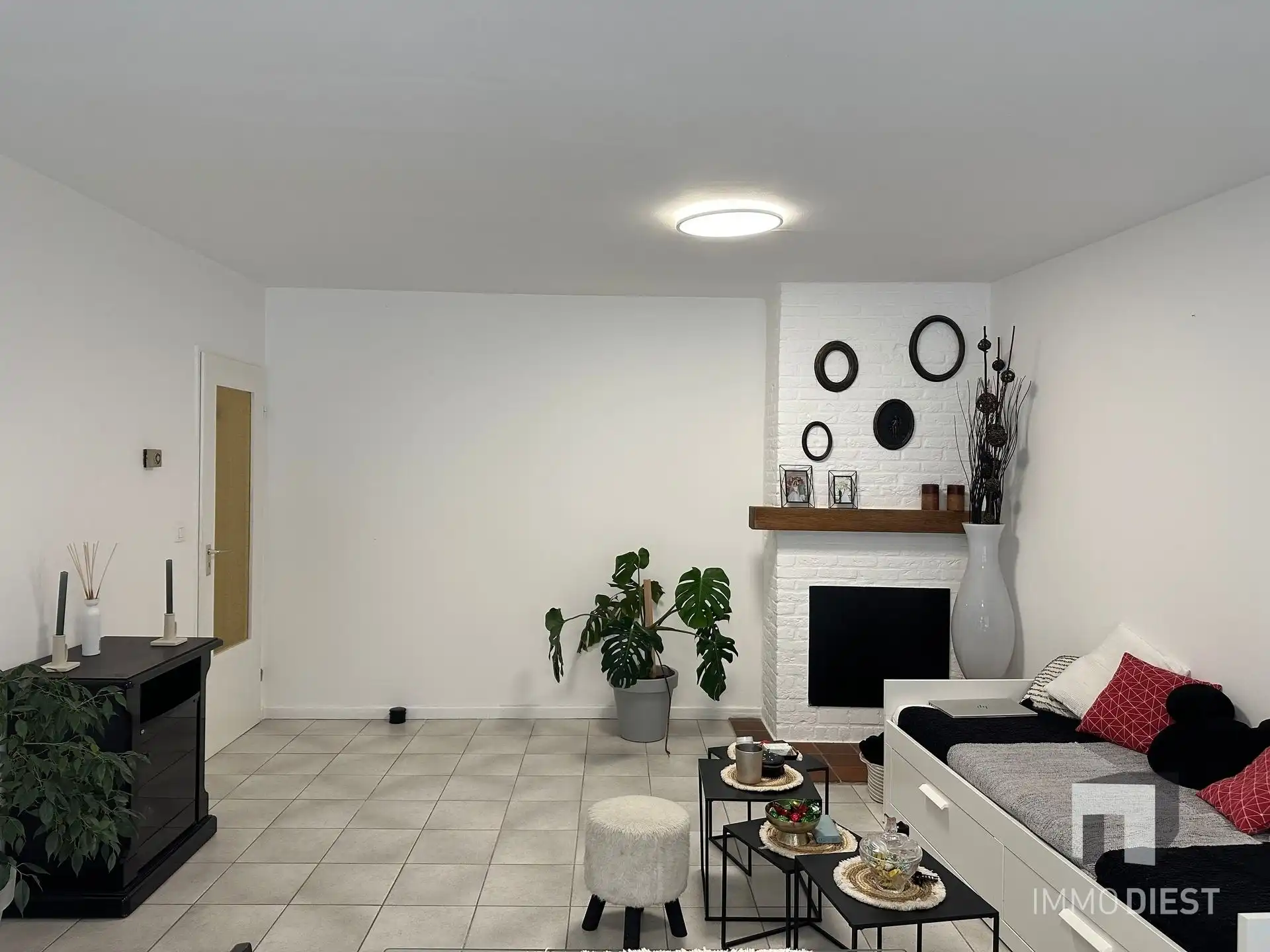 Gelijkvloers appartement met 4 slpks, kelder en garagebox foto 7