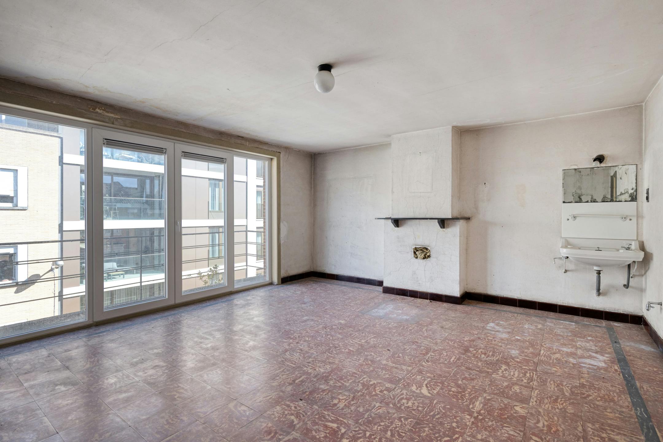 Authentieke stadswoning met renovatiepotentieel foto 14