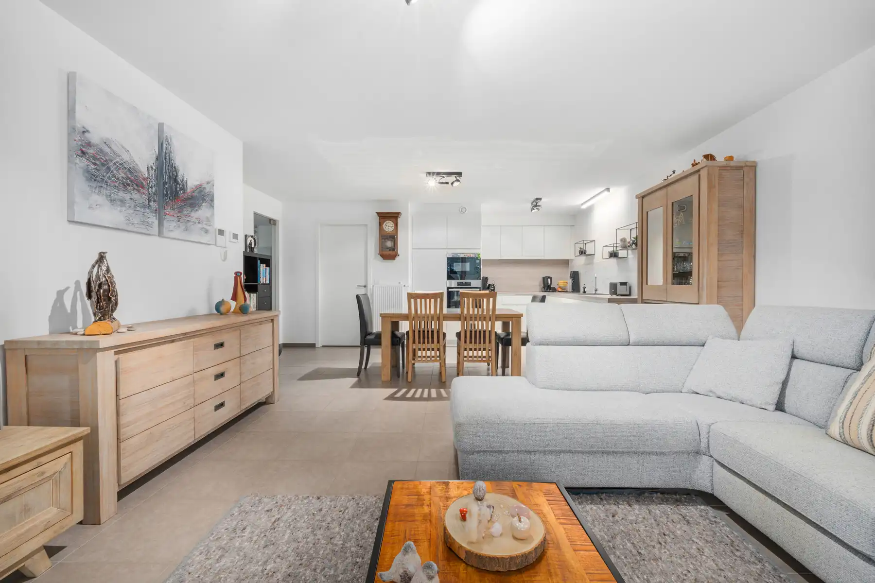 Recent appartement te Aartrijke foto 3