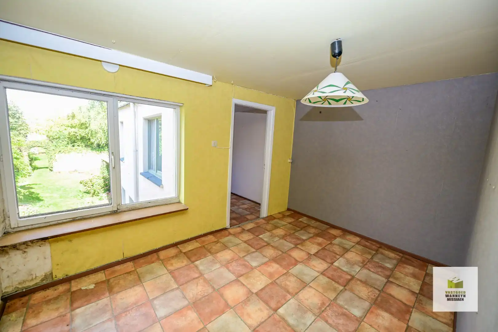 Rustig gelegen grond met af te breken woning foto 11