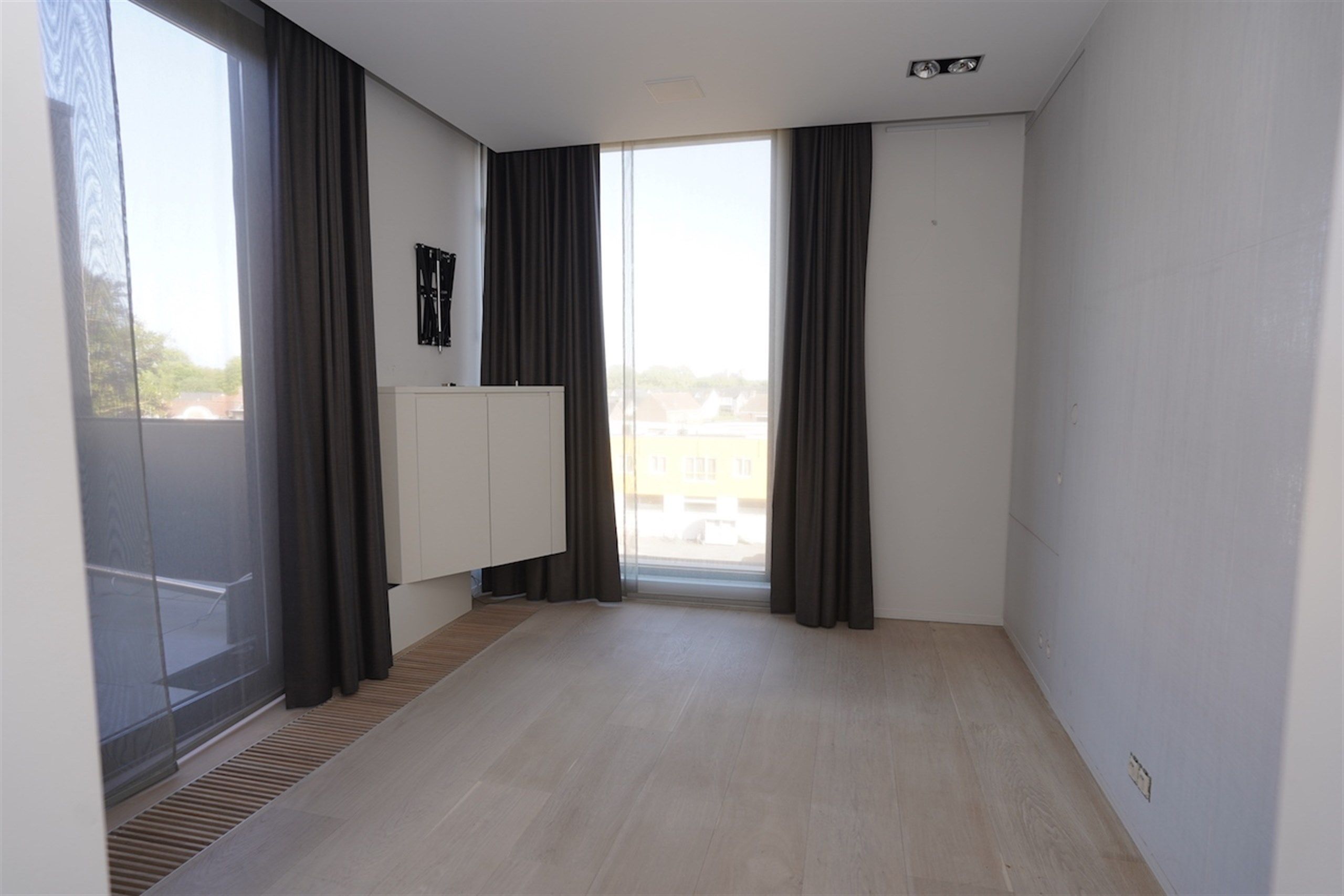 Exclusief Wonen: Luxepenthouse met Zwembadtoegang & 3 Slaapkamers! foto 19