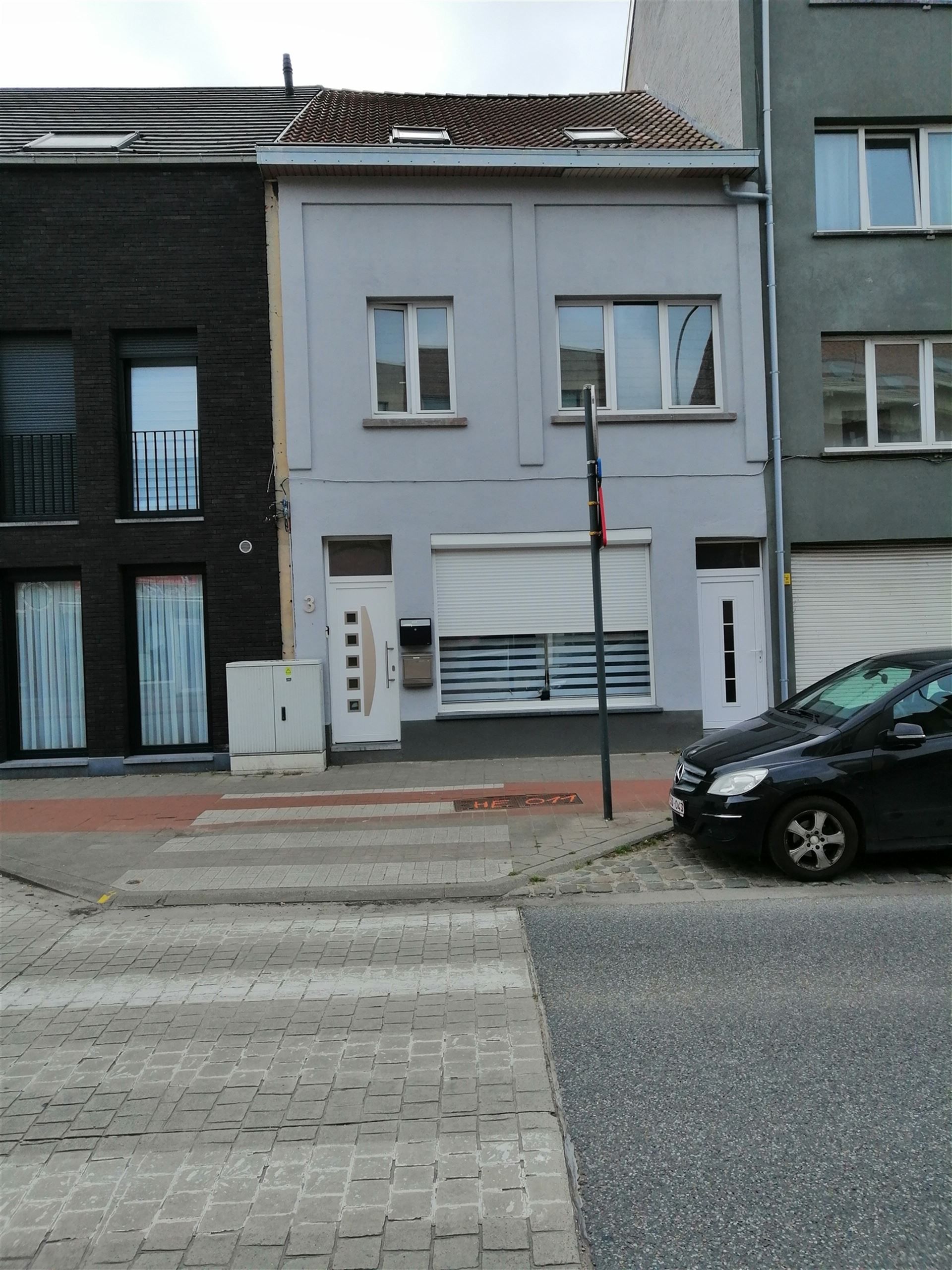 Opbrengstwoning bestaande uit 2 appartementen! foto 2