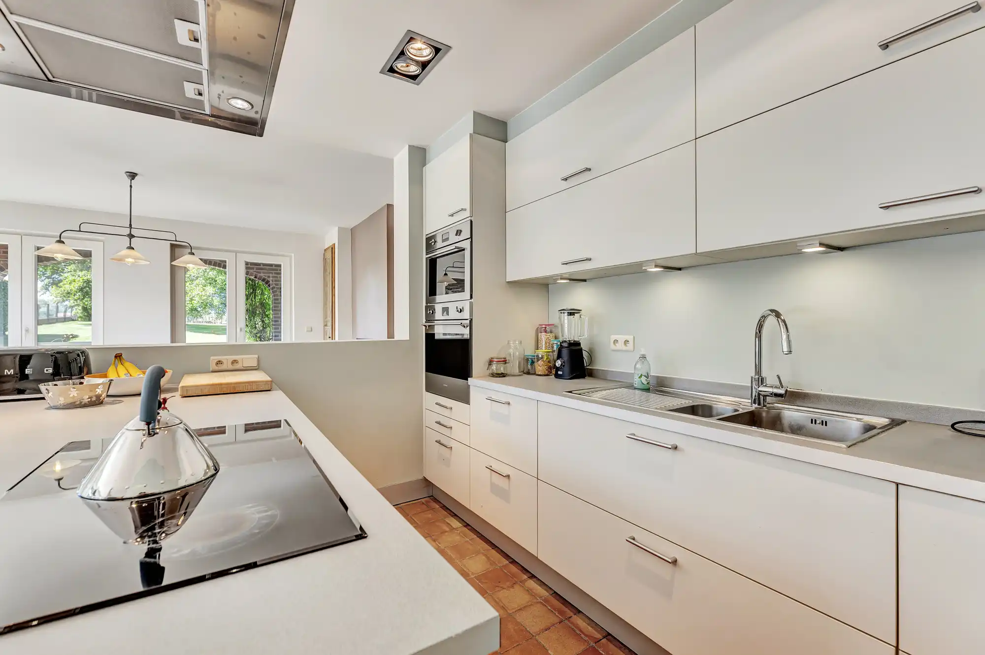Instapklare, goed onderhouden villa op gunstige locatie foto 20