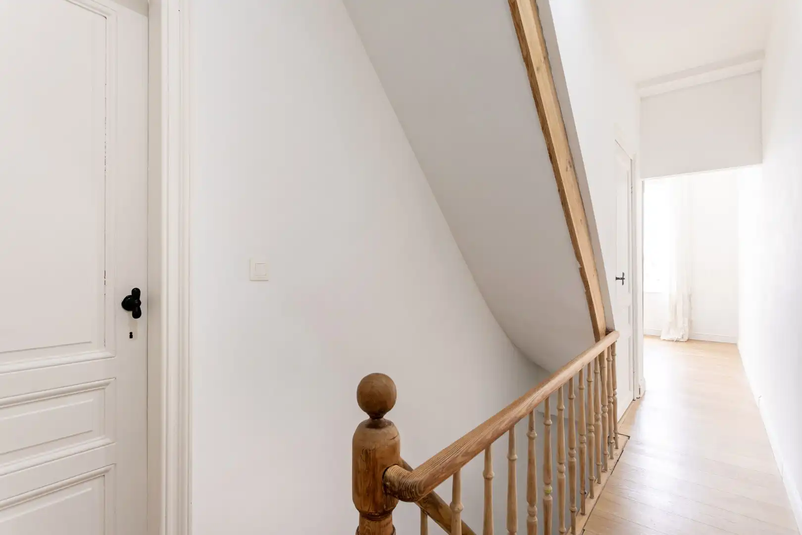 Gerenoveerde woning (EPC B) met 3 slaapkamers, 2 badkamers, tuin en garagebox te koop foto 14