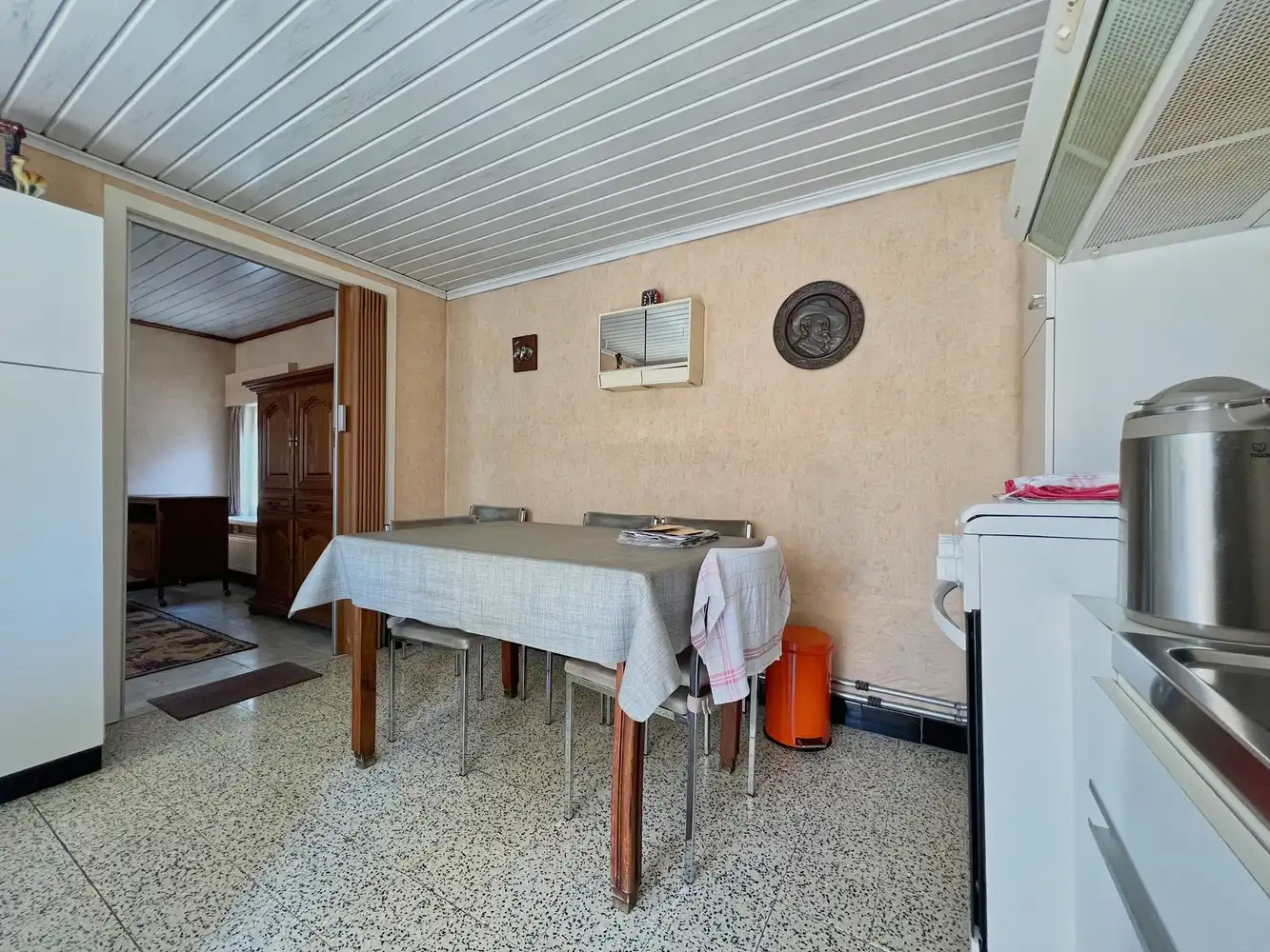 Landelijke woning op uniek perceel van ca. 1550 m² foto 6