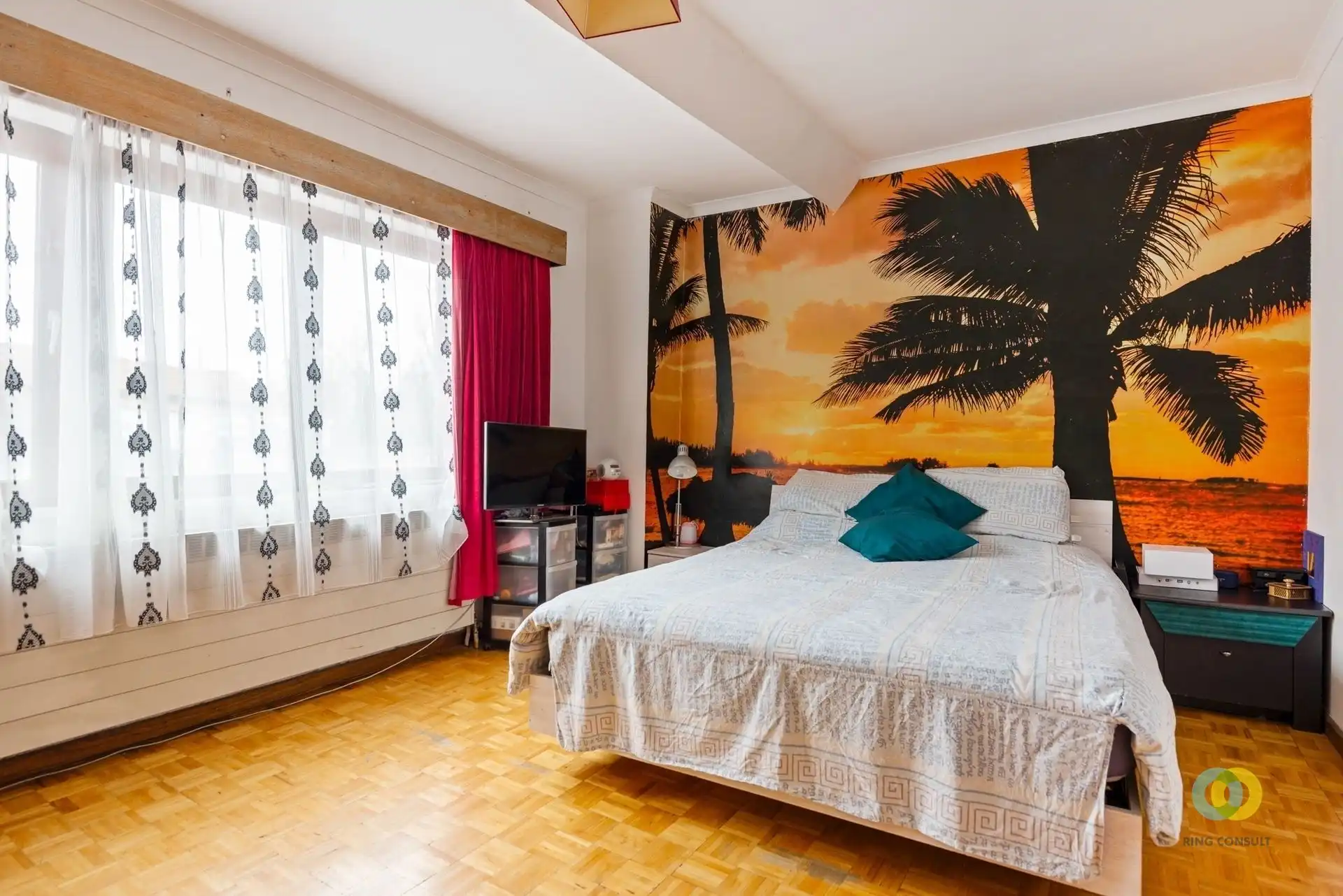 Op te frissen handelshuis  **OPEN HUIZEN DAG 21/03** foto 6