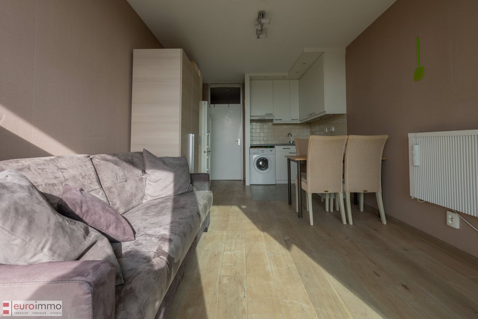 Super gerenoveerde studio! foto 2