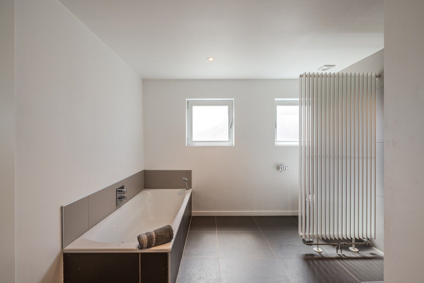 Instapklare woning met loods en vakantie-appartement foto 17