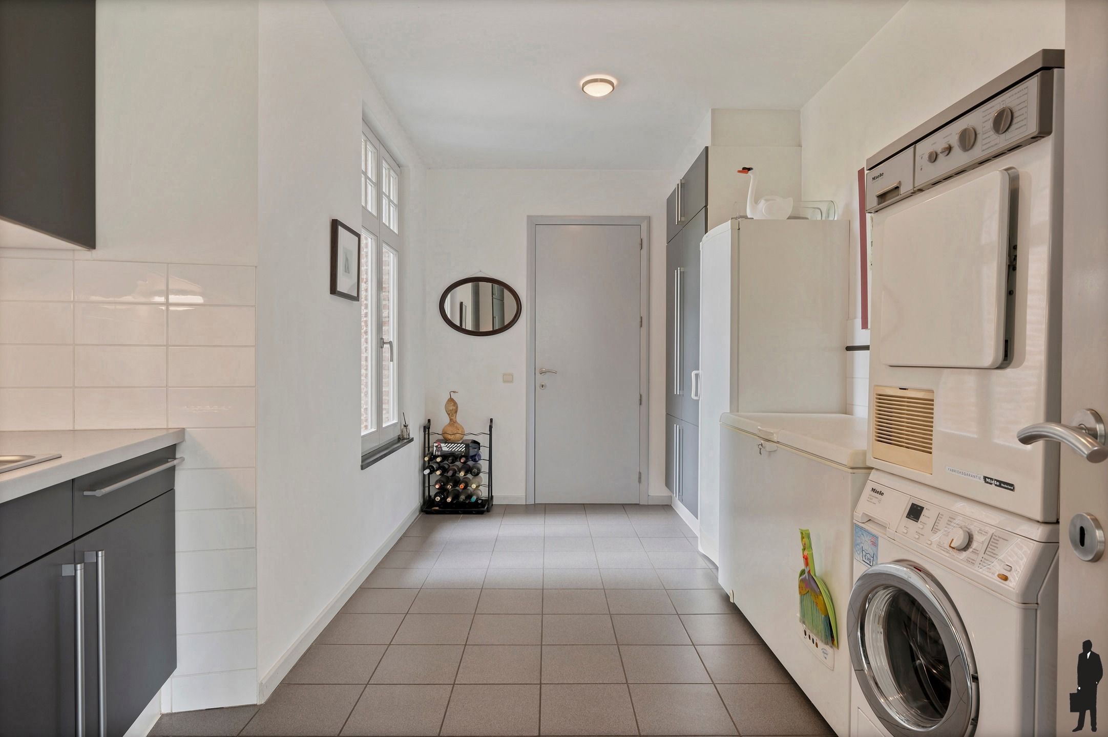 Unieke en zéér centraal gelegen villa op een parkdomein van ca. 9.847 m²! foto 20