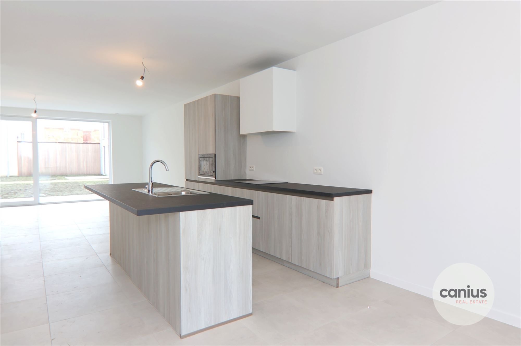 BEN WONING MET 3 SLKS + TUIN IN EEN GROENE OMGEVINGg foto 3