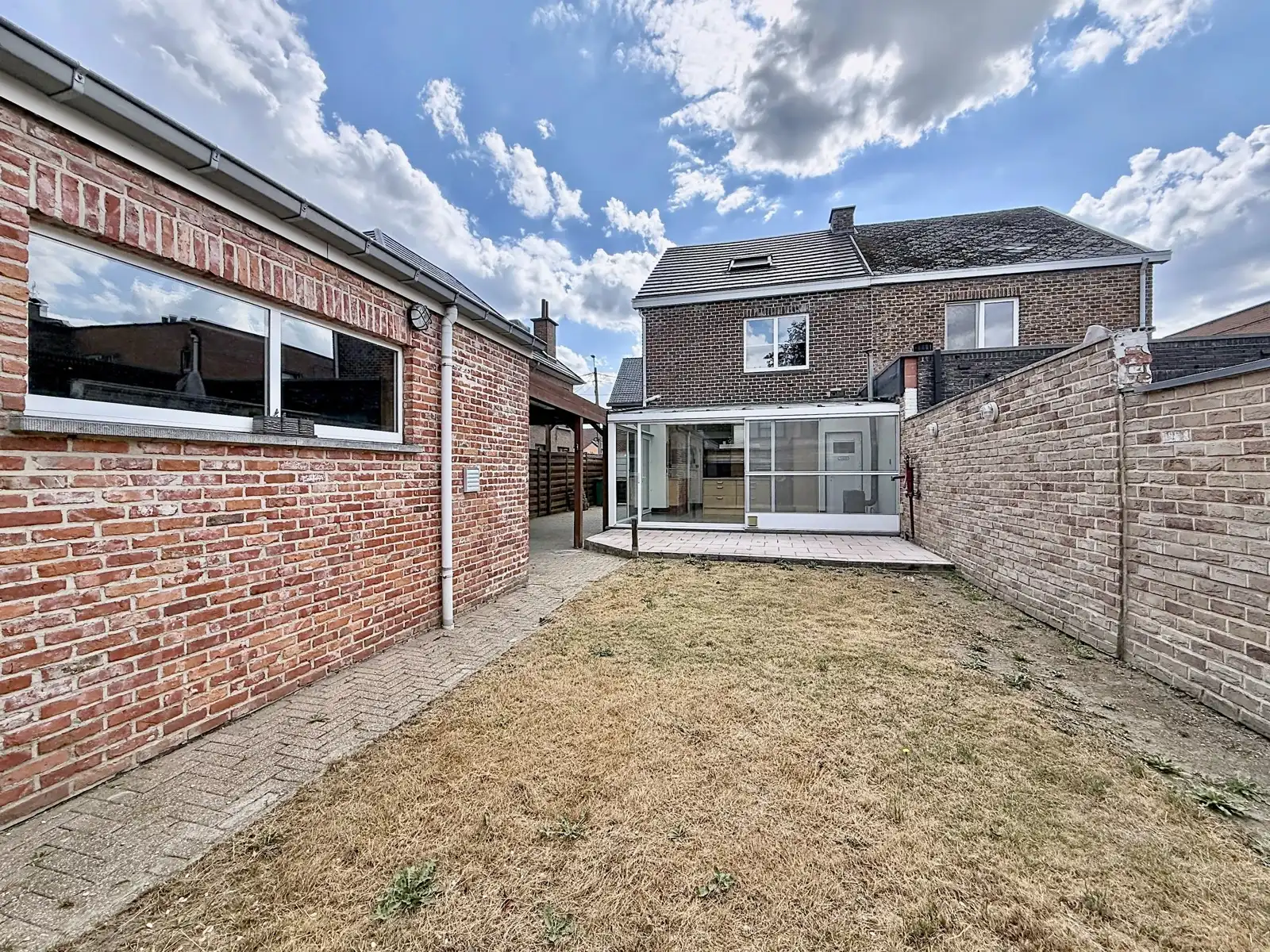 Instapklare HOB met 3 SLPK, Tuin én garage! foto 19