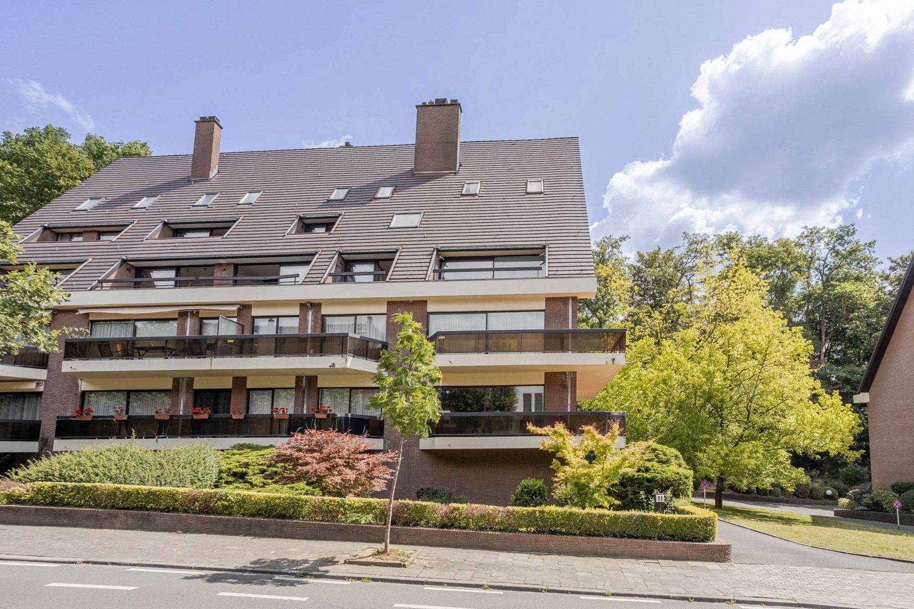 Prachtig triplex 4 slk. met mooie grote terrassen foto 24