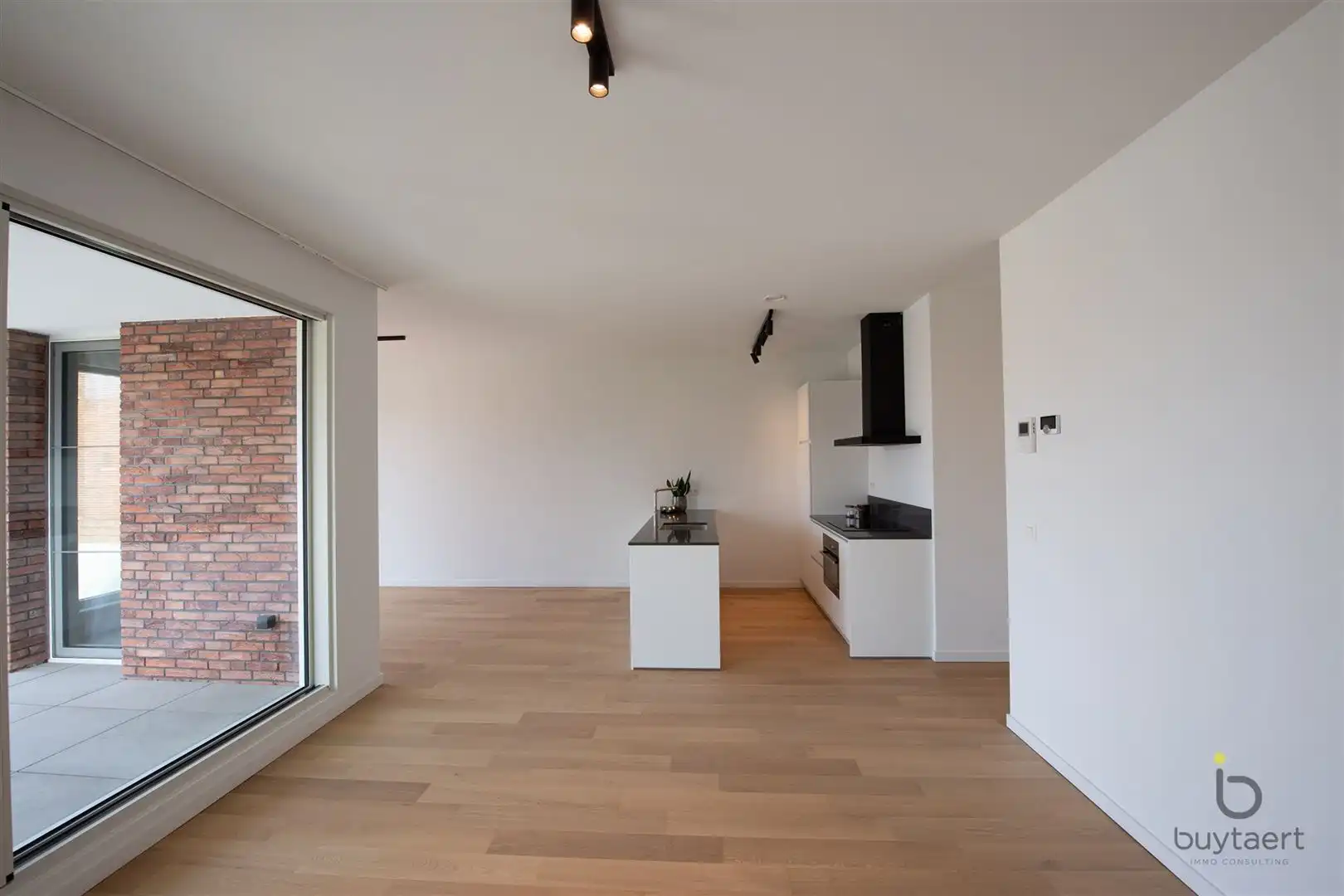 Nieuwbouw appartement met ruim terras en parking te Zoersel. foto 7