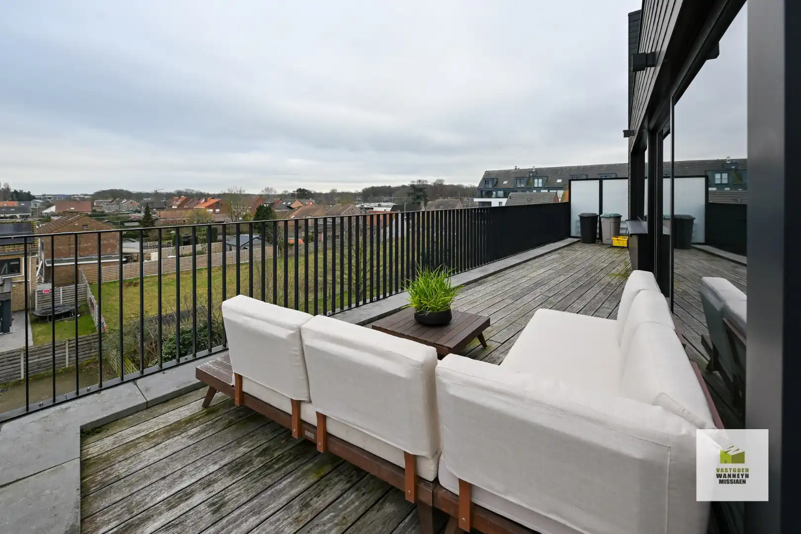 Luxueuze penthouse met groot terras, 2 slaapkamers en 2 parkeerplaatsen foto 6